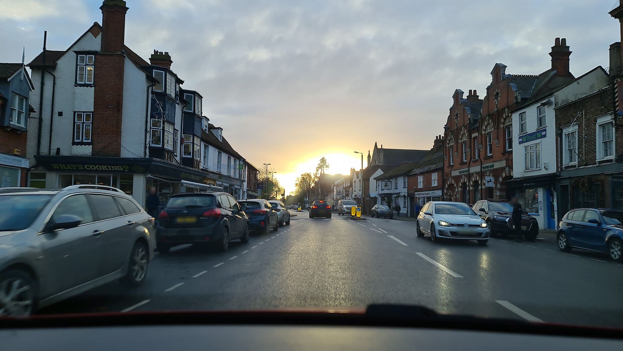 Street view near Birdcage Inn Thame, Thame — © alexanderar (CC BY-SA · Mapillary)