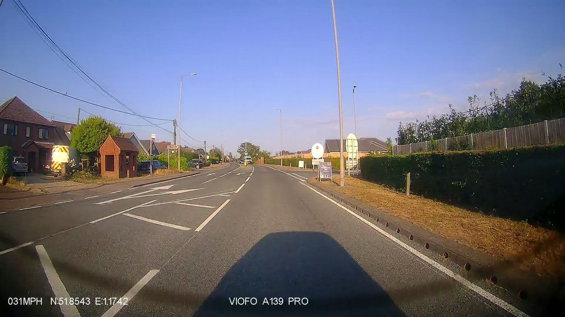 Street view near Park View Bed and Breakfast, Thorpe le Soken — © IpswichEdits (CC BY-SA · Mapillary)