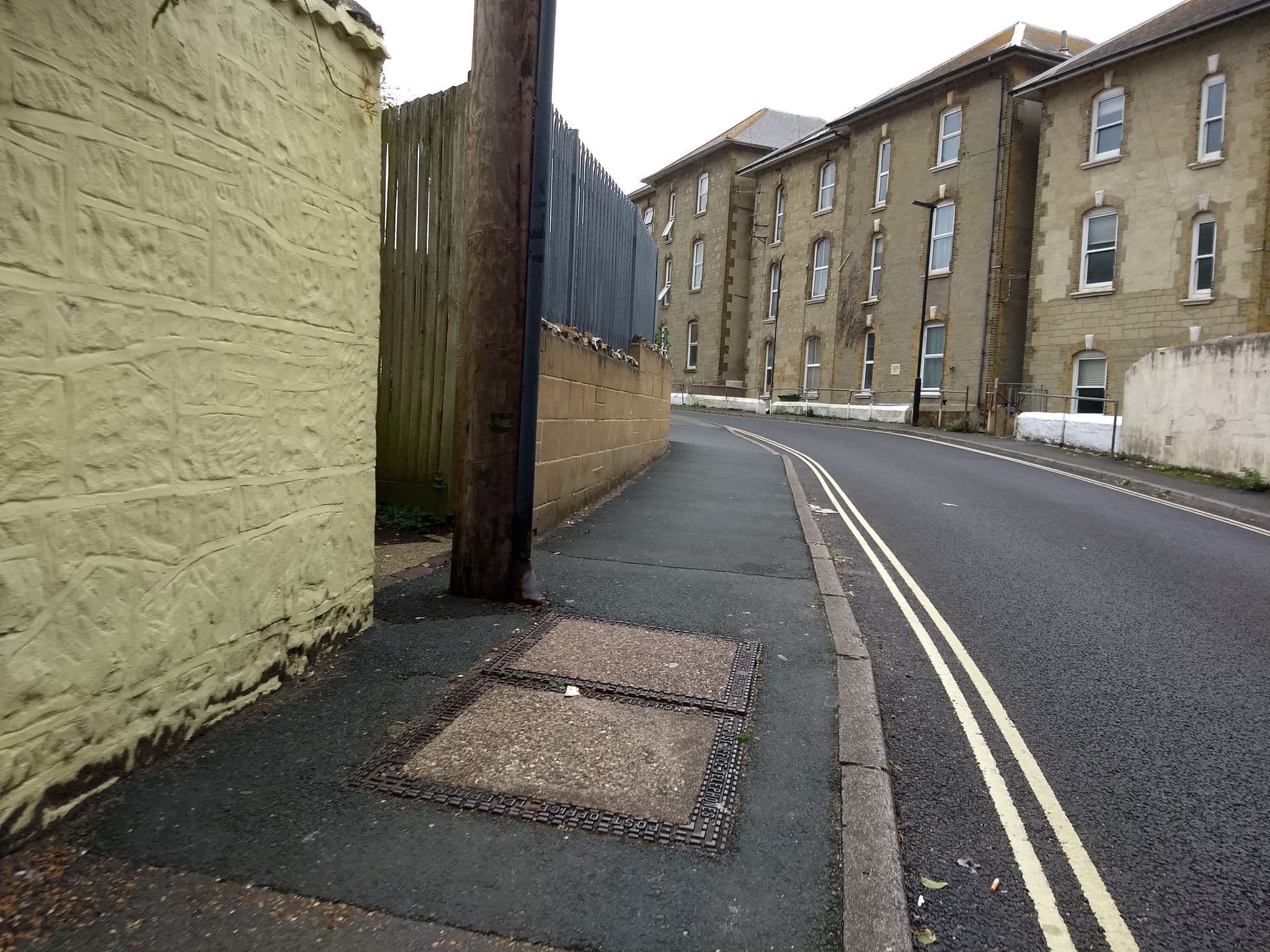 Street view near Bermuda Guest House, Ventnor — © mappernerd (CC BY-SA · Mapillary)