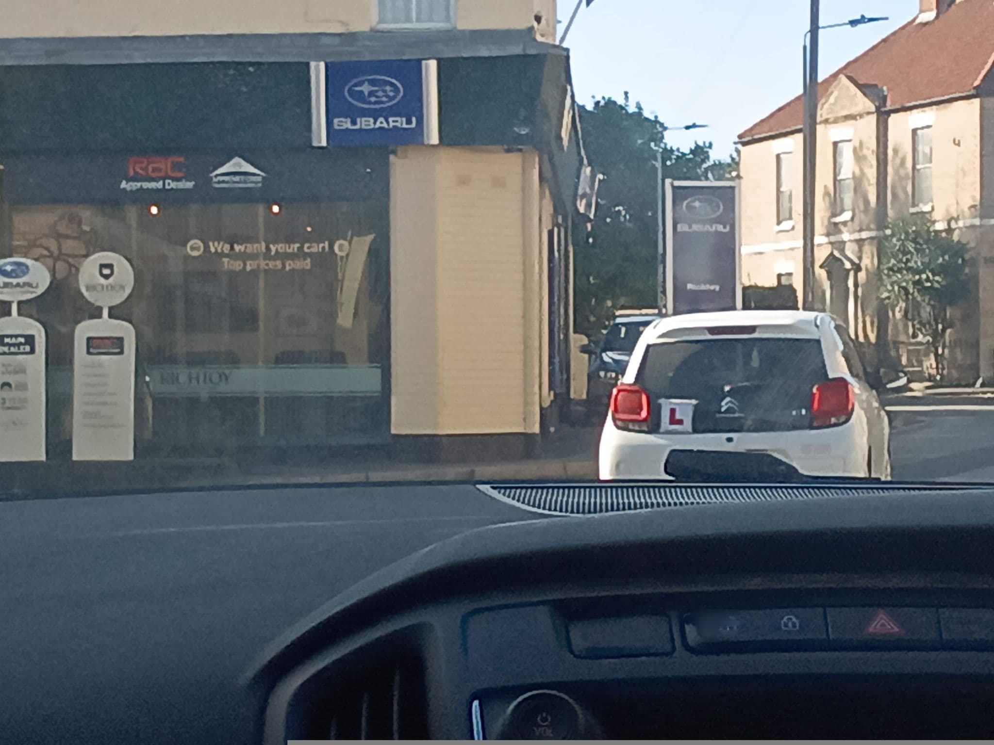 Street view near Cross Keys Hotel, Winterton — © albertdougie15 (CC BY-SA · Mapillary)