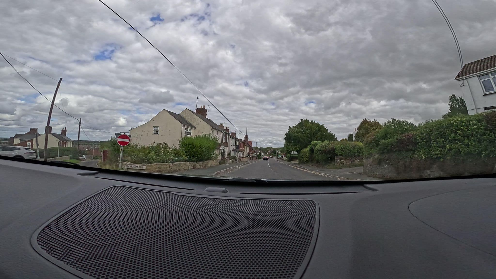 Street view near The Fox & Hounds, Wroughton — © RyanBush (CC BY-SA · Mapillary)