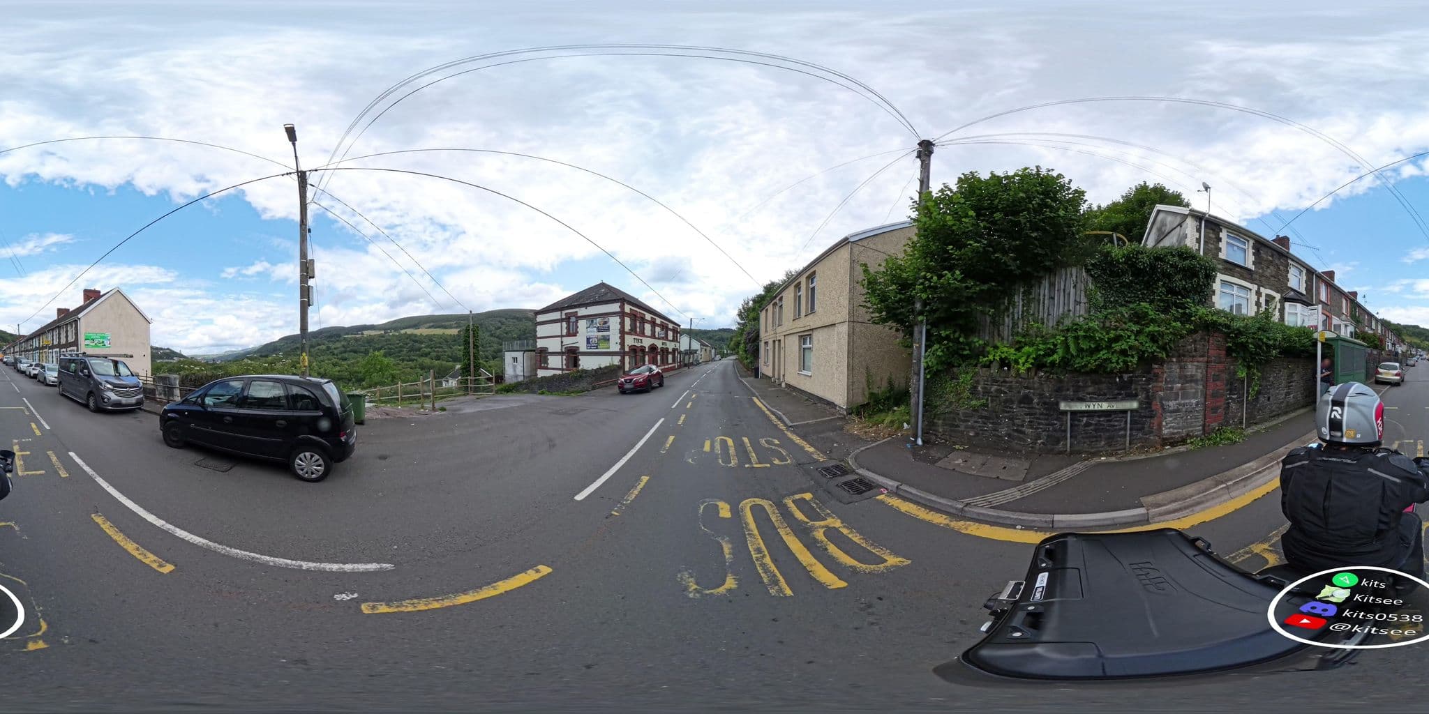 Street view near Tynte Hotel, Abercynon — © kits (CC BY-SA · Mapillary)