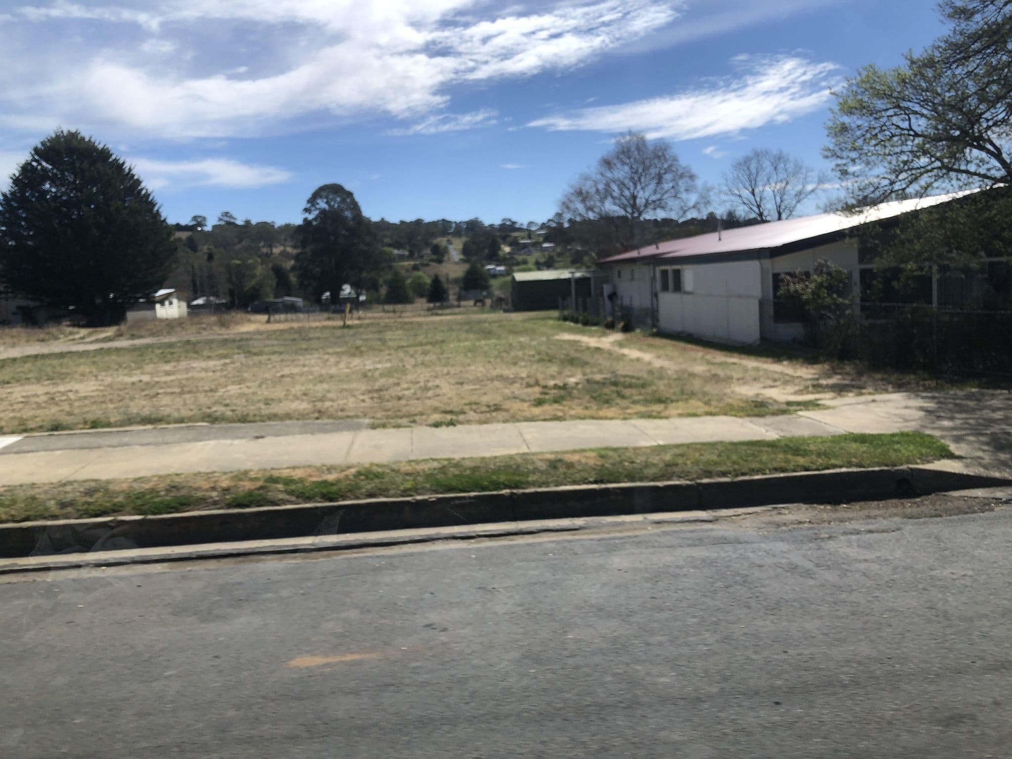 Street view near Motel Bombala, Bombala — © warrandyte (CC BY-SA · Mapillary)