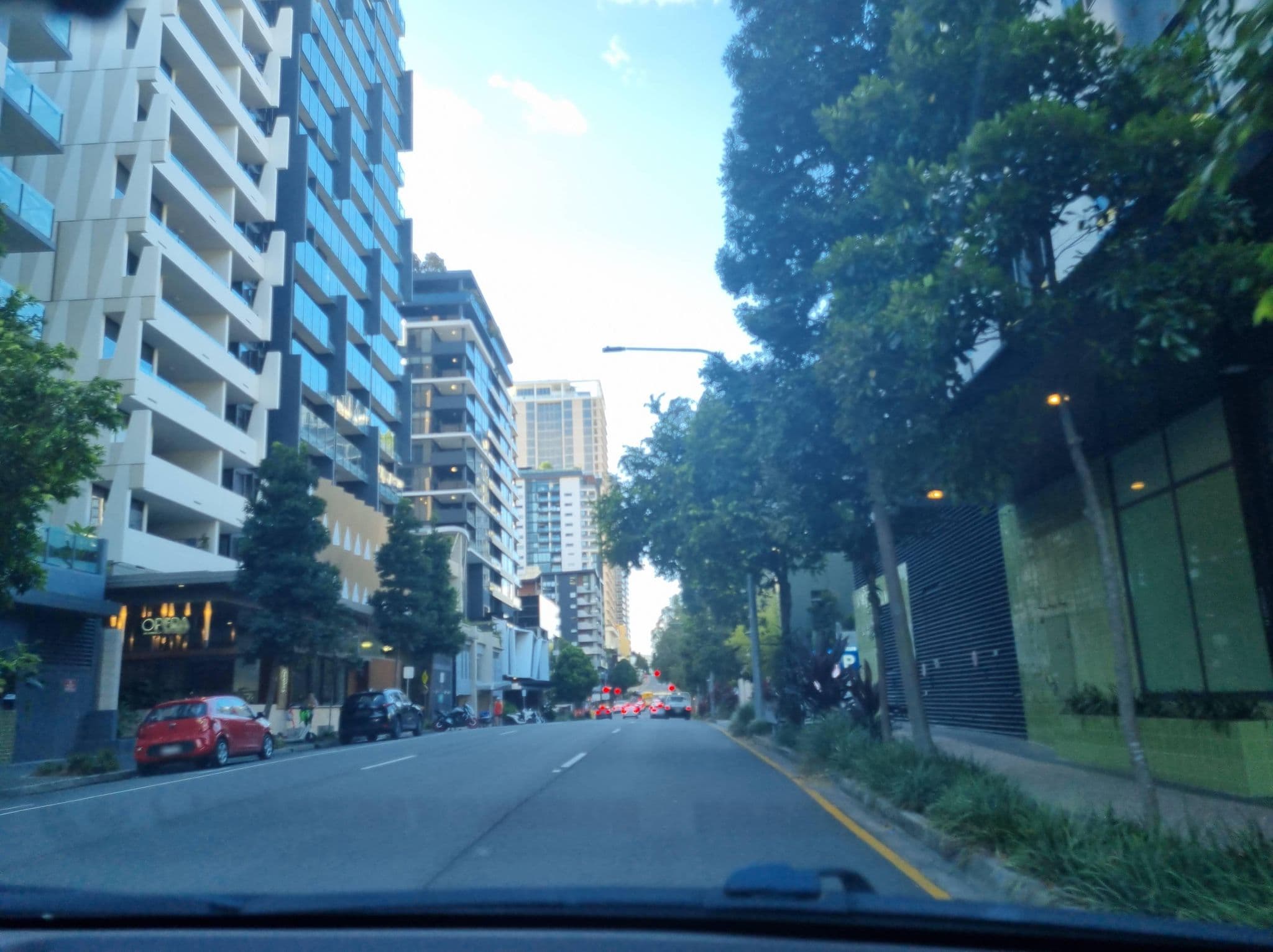 Street view near Vine Serviced Apartments, South Brisbane — © Cyclops (CC BY-SA · Mapillary)