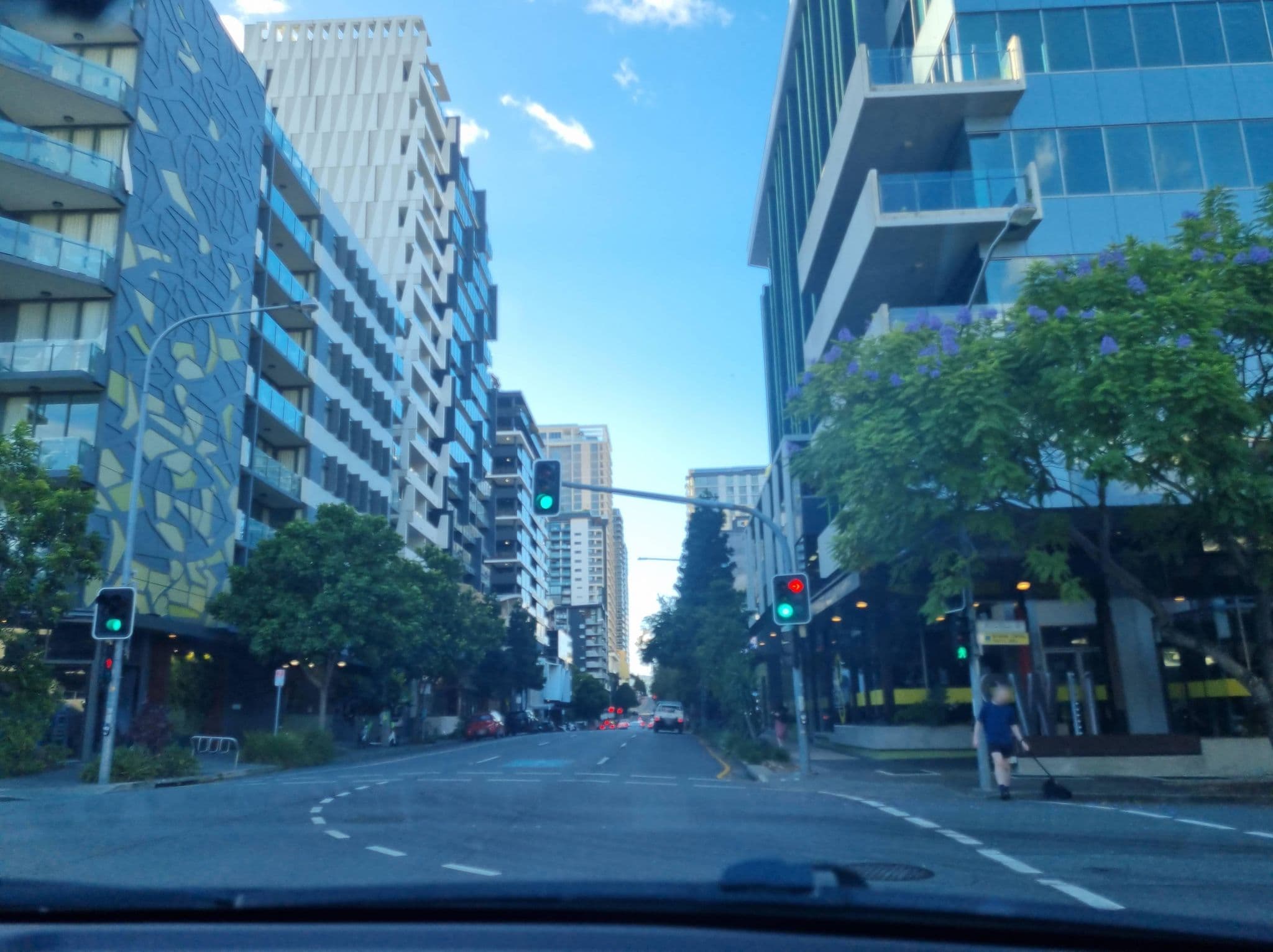 Street view near Vine Serviced Apartments, South Brisbane — © Cyclops (CC BY-SA · Mapillary)