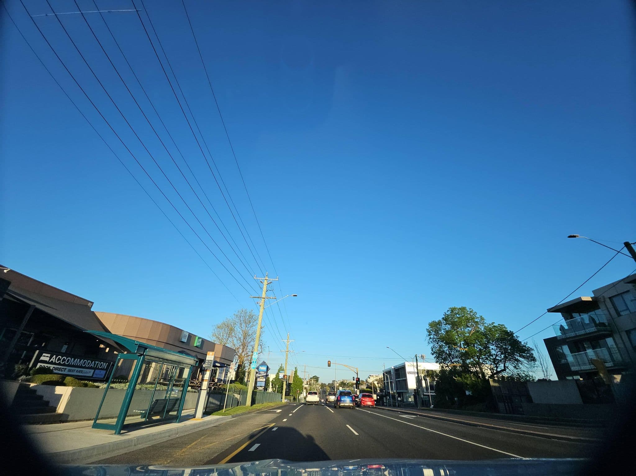 Street view near Doncaster Hotel Sports Bar, Doncaster East — © warrandyte (CC BY-SA · Mapillary)