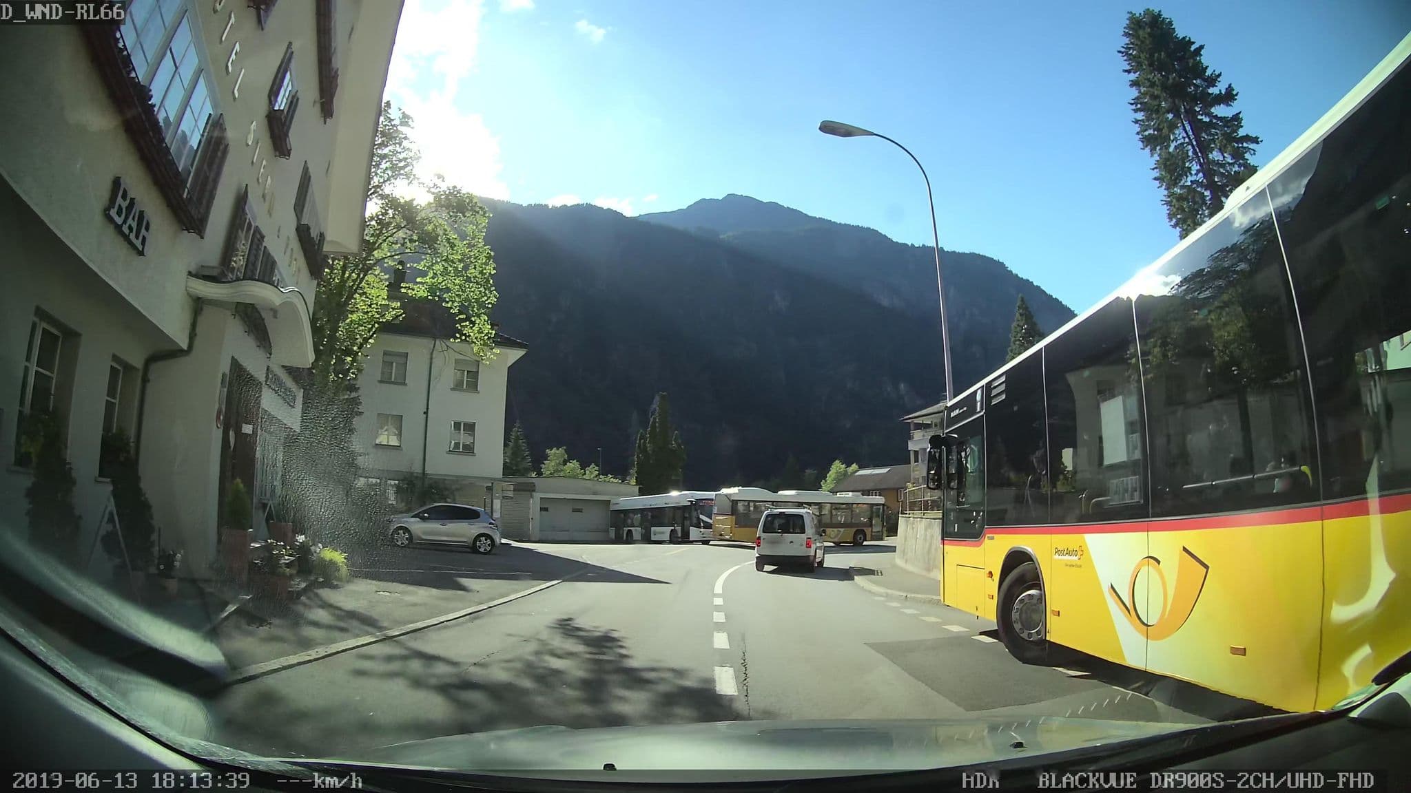 Street view near Stern Post, Silenen — © mapcreator (CC BY-SA · Mapillary)