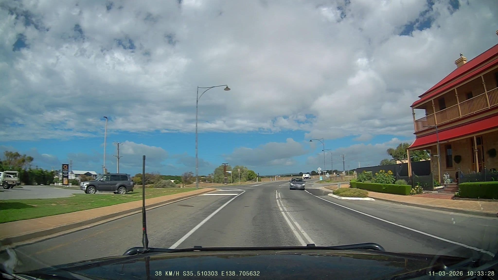 Street view near Mindacowie Seachange, Middleton — © fizzie (CC BY-SA · Mapillary)