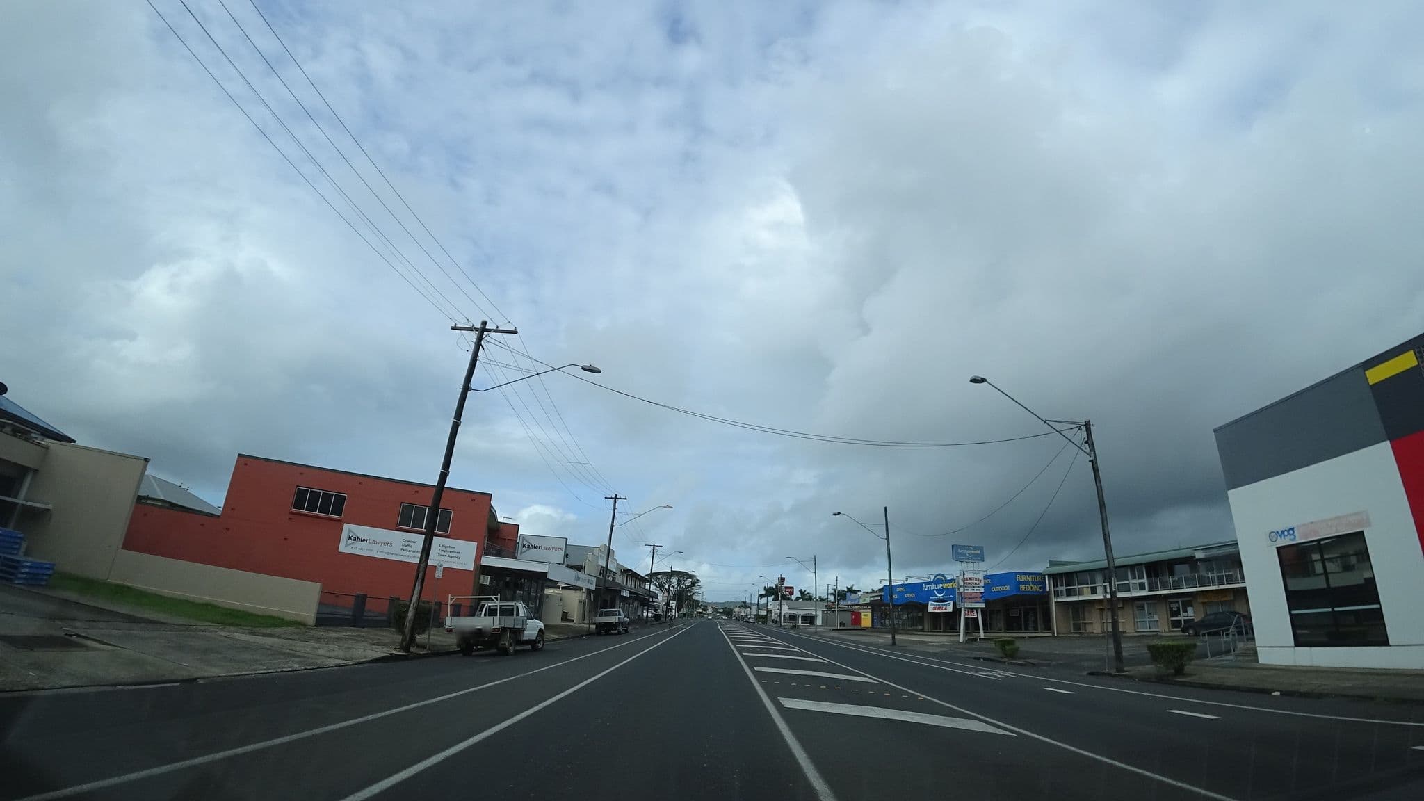 Street view near Liquorland Commonwealth Hotel Drive, Innisfail — © vagrant42 (CC BY-SA · Mapillary)