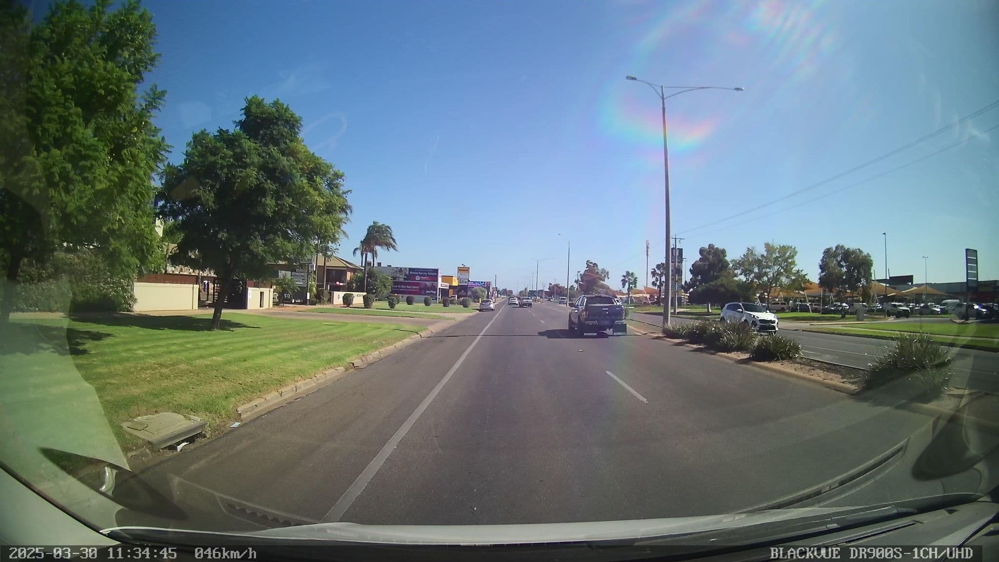 Street view near Aquarius Apartments & Cabins, Mildura — © bob3bob3 (CC BY-SA · Mapillary)