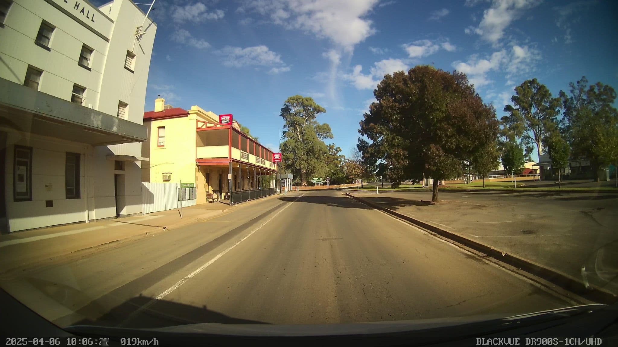 Street view near Jamestown Hotel, Jamestown — © bob3bob3 (CC BY-SA · Mapillary)