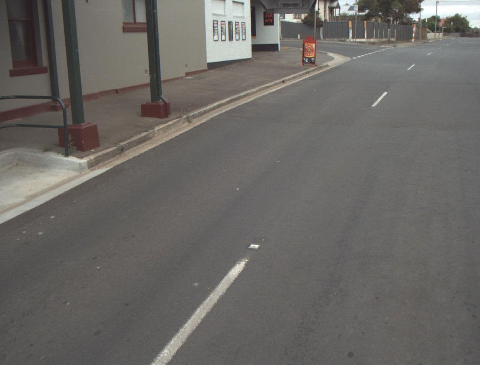 Street view near Village Inn Hotel, Waverley — © launceston (CC BY-SA · Mapillary)