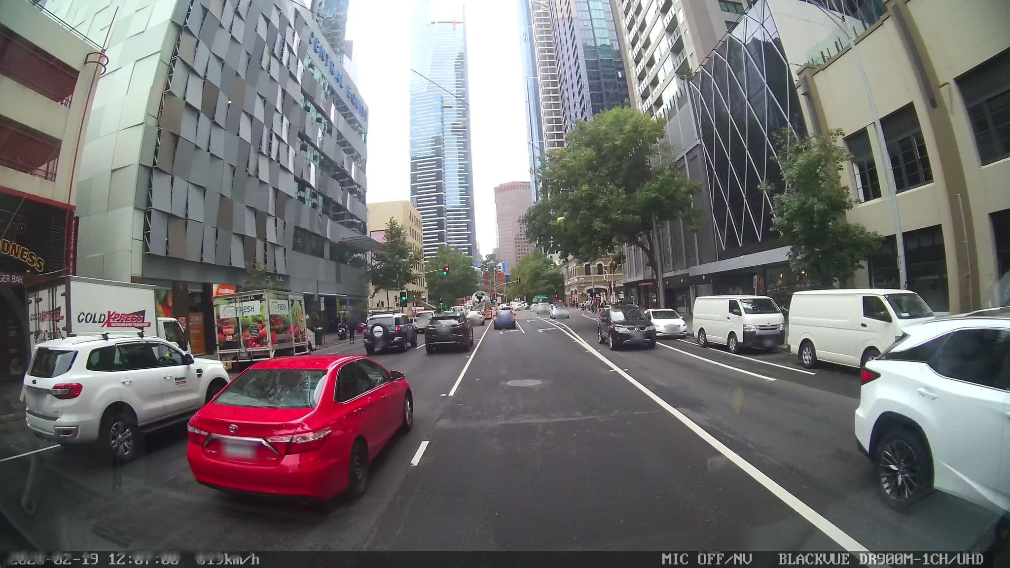 Street view near StayCentral Cityviews on City Rd (Southbank), Southbank — © scottsarah (CC BY-SA · Mapillary)