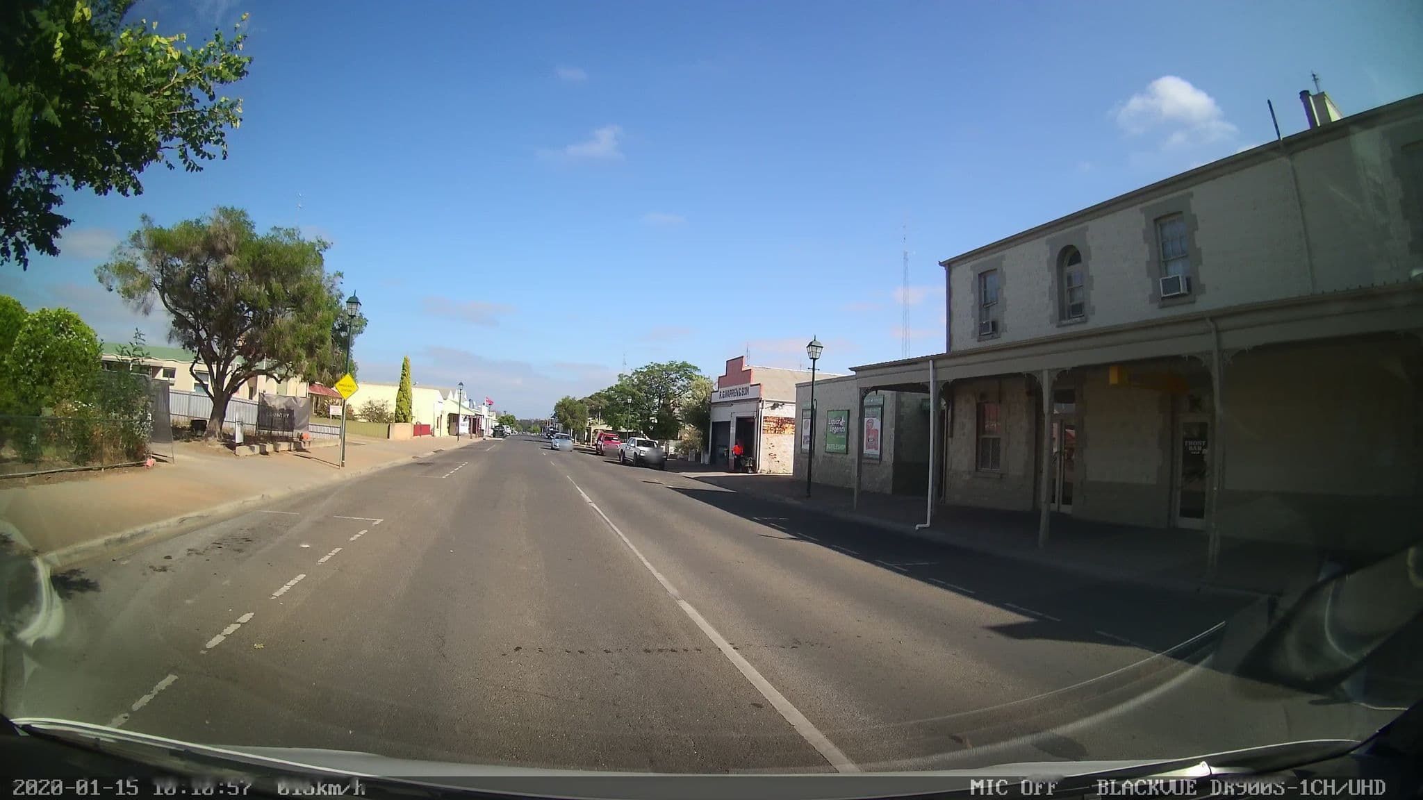 Street view near Royal Hotel, Moonta Bay — © bob3bob3 (CC BY-SA · Mapillary)