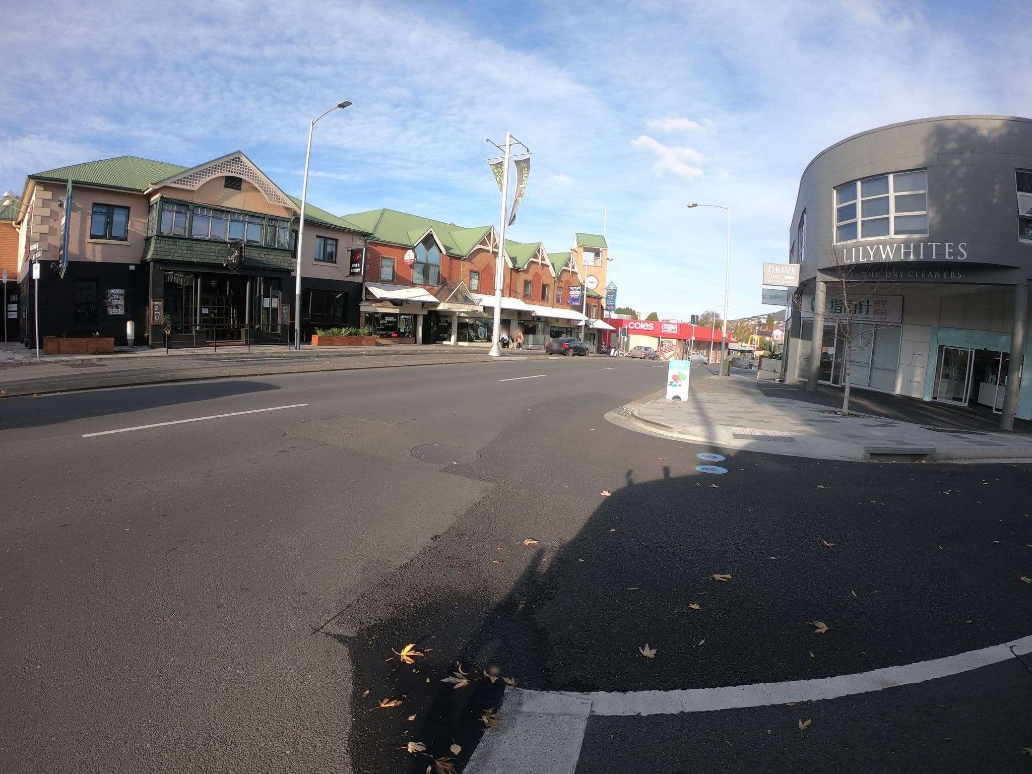 Street view near Mayfair Plaza Motel, Sandy Bay — © tastrax (CC BY-SA · Mapillary)