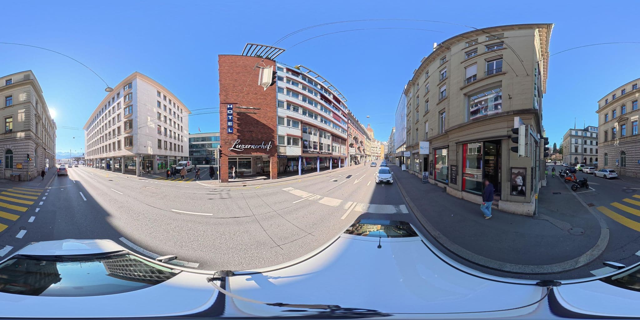 Street view near Luzernerhof, Luzern — © osmplus_org (CC BY-SA · Mapillary)