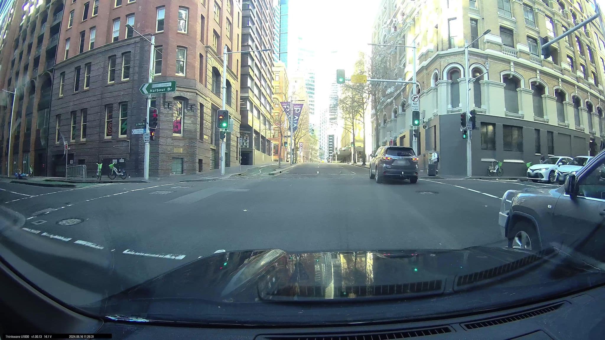 Street view near Kent St. Hotel, Sydney — © maxim752 (CC BY-SA · Mapillary)