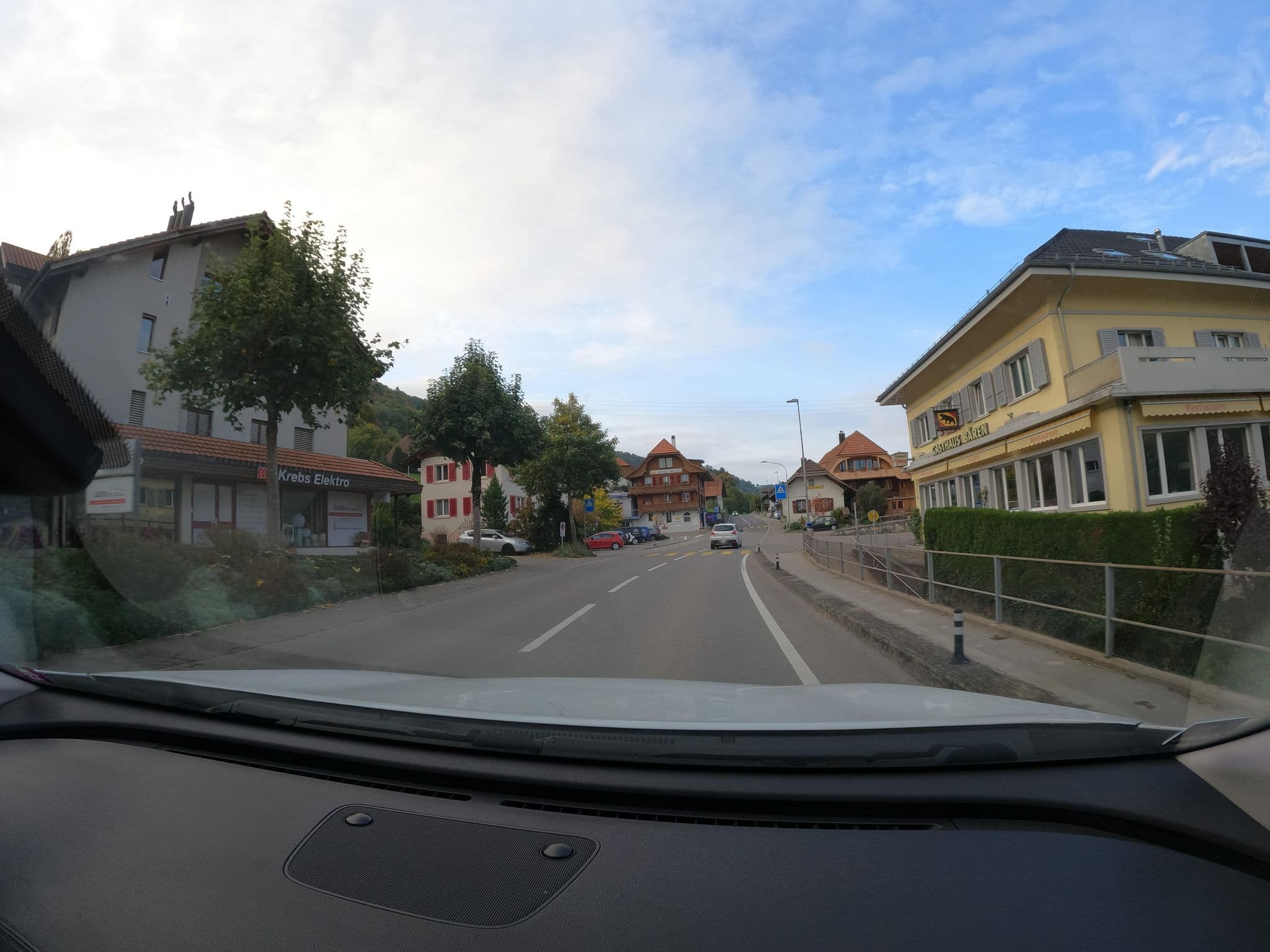 Street view near Gasthof Bären, Toffen — © alediwi (CC BY-SA · Mapillary)