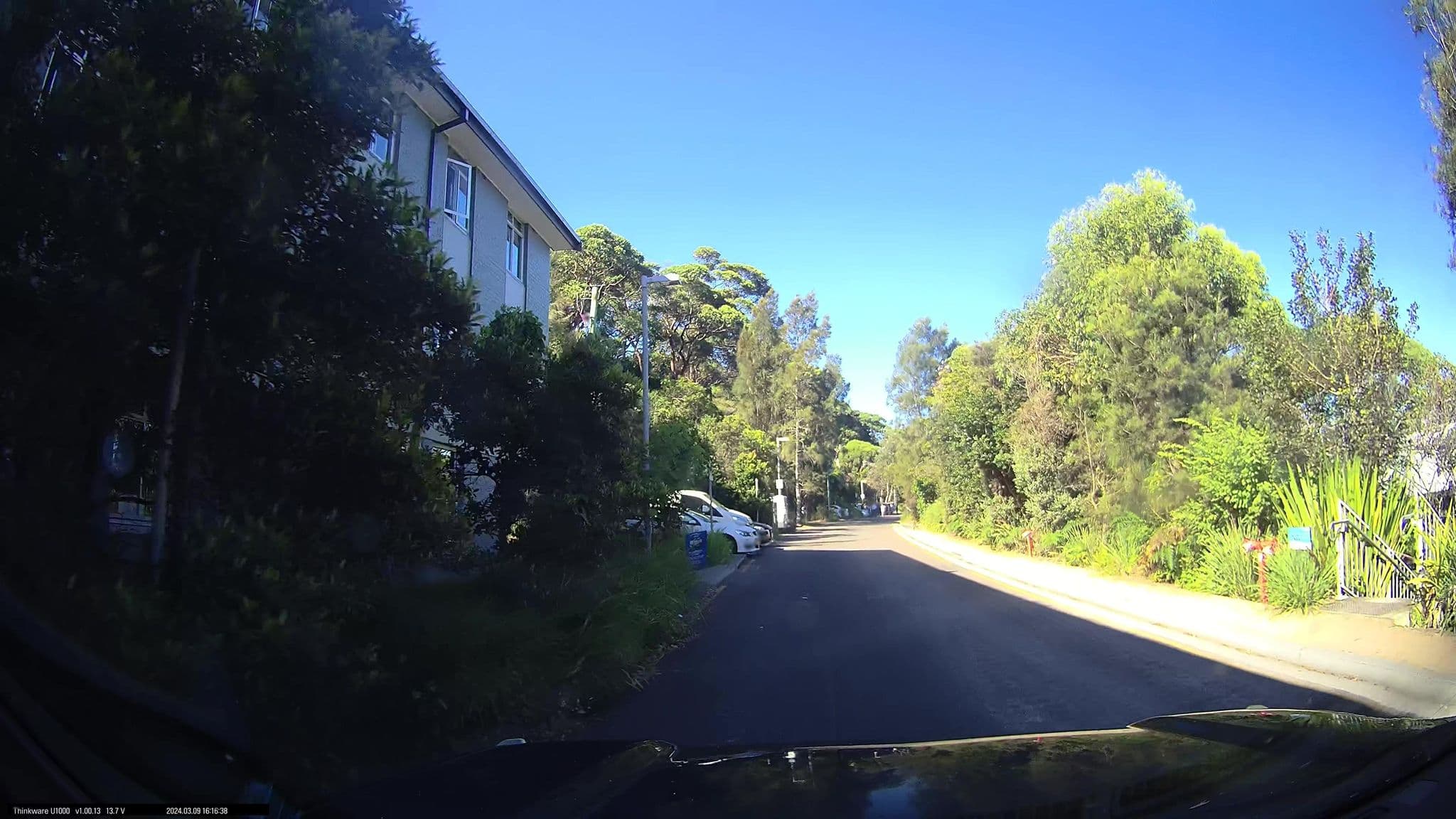 Street view near Harbour Lodge | Land's Edge Foundation Group and Student Accomodation Sydney, Mosman — © maxim752 (CC BY-SA · Mapillary)