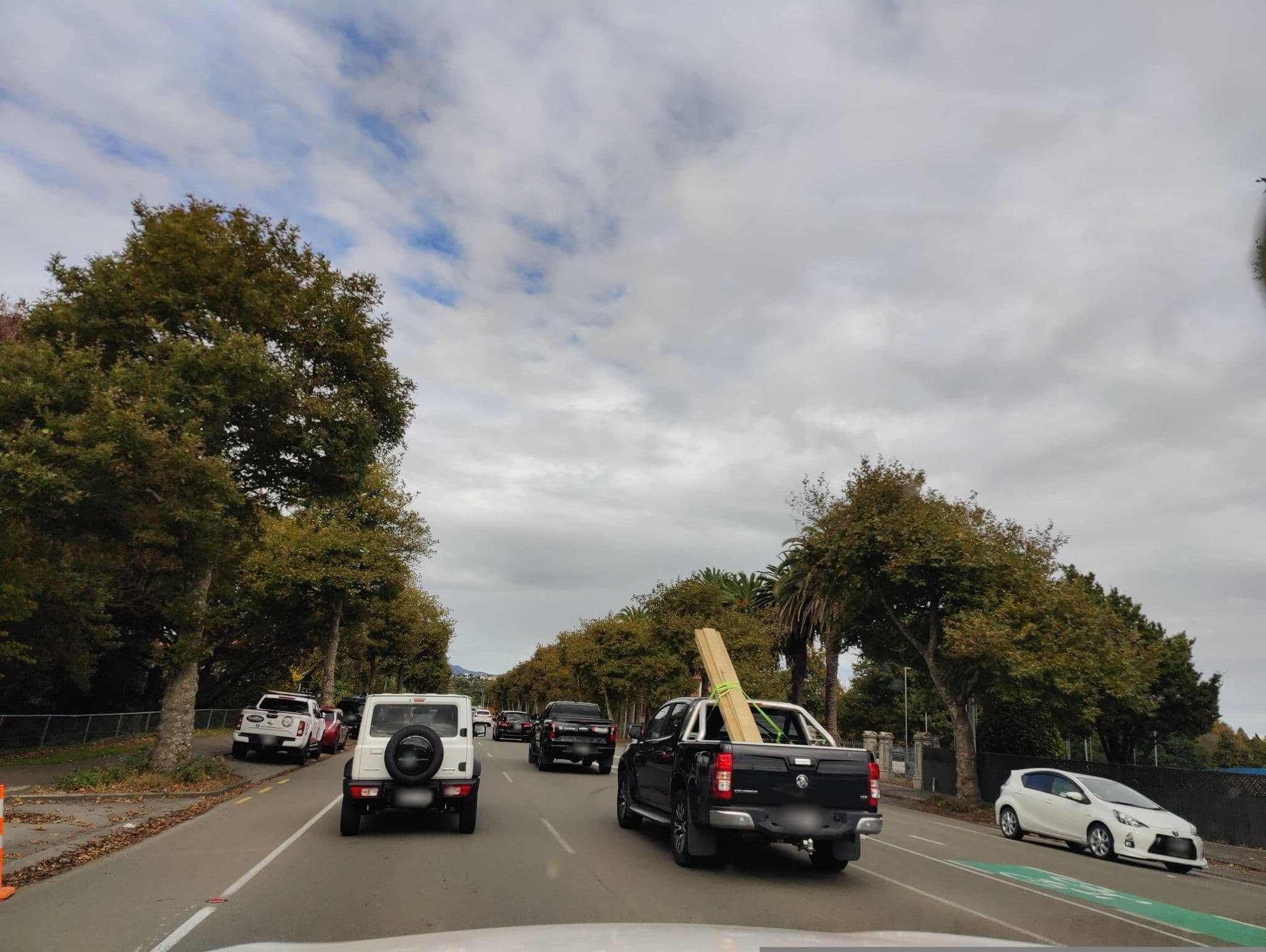 Street view near Pavilion Motel and Conference Centre, Fitzherbert — © elphix (CC BY-SA · Mapillary)