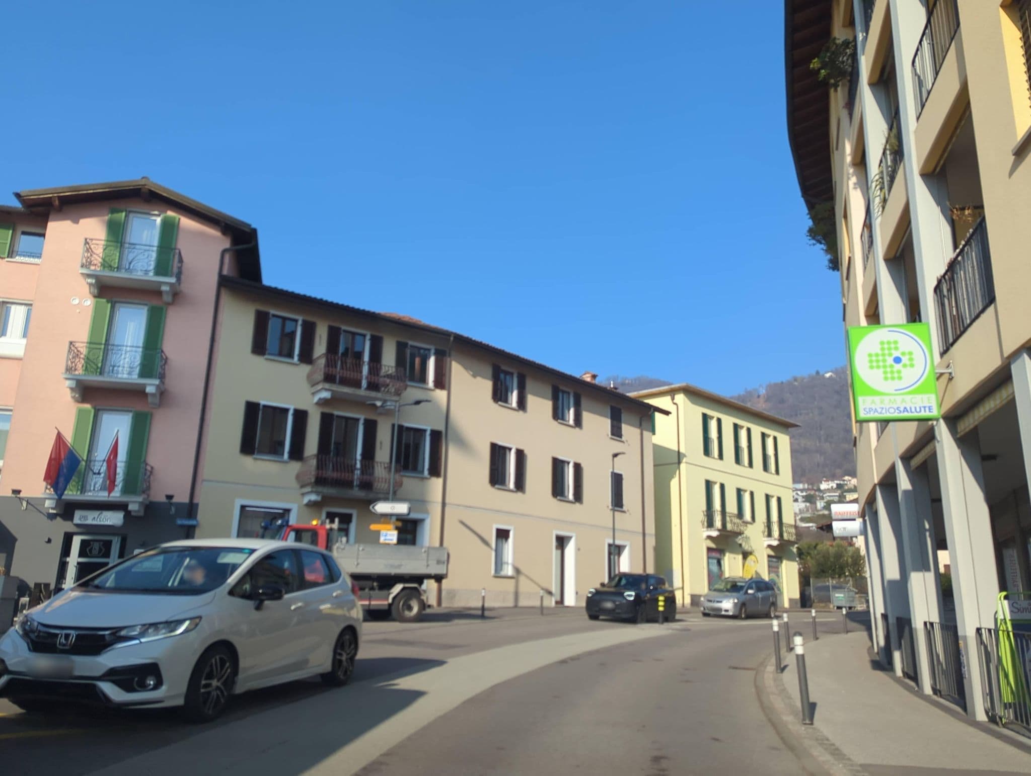 Street view near Hotel Concabella, Morbio Inferiore — © ivanbranco (CC BY-SA · Mapillary)