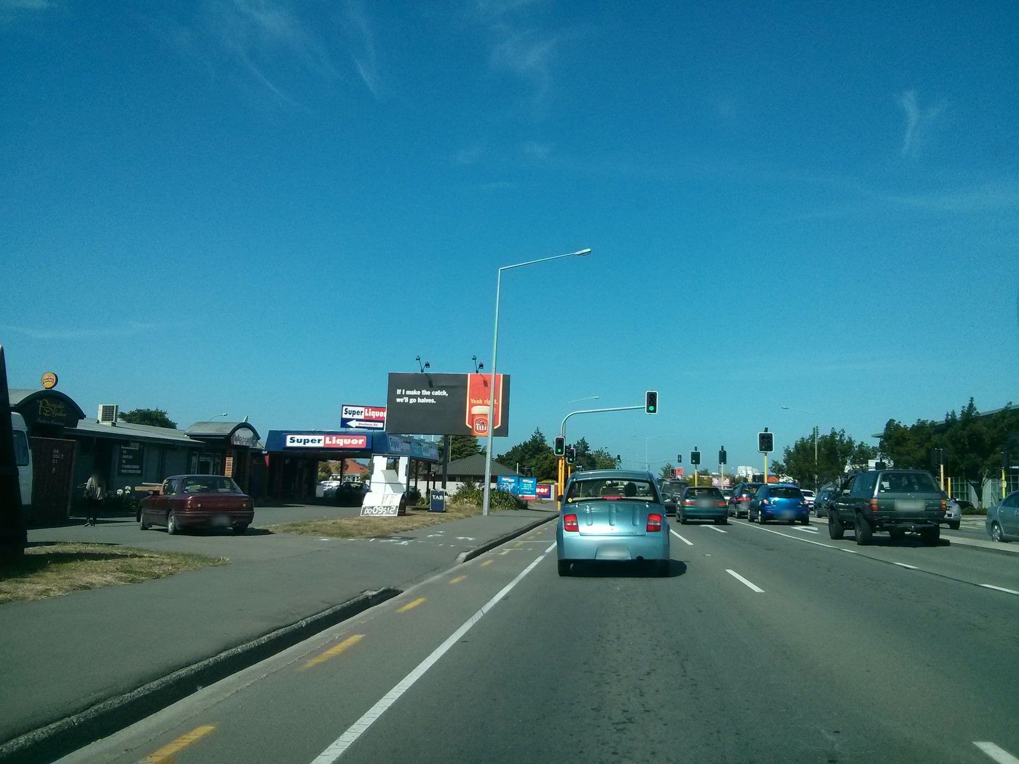 Street view near Blenheim Road Motor Lodge, Riccarton — © hoodlum (CC BY-SA · Mapillary)