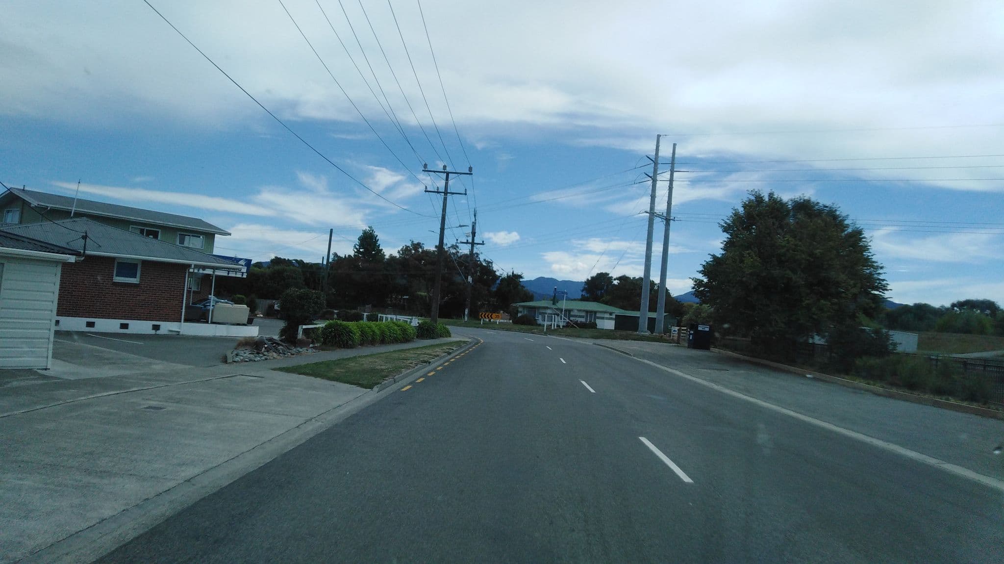 Street view near Leeways Backpackers, Mayfield — © 1111 (CC BY-SA · Mapillary)