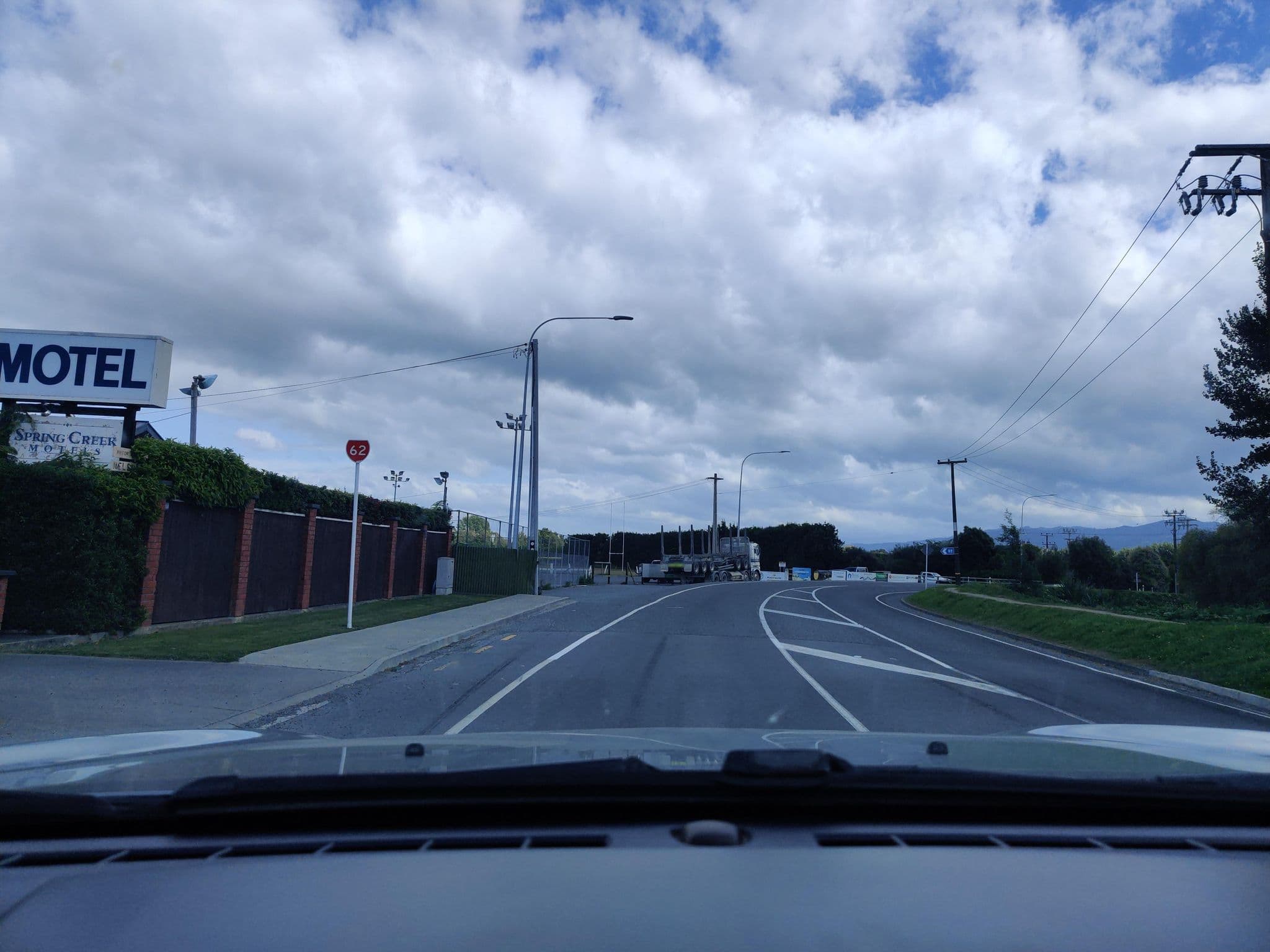 Street view near Spring Creek Motels, Mayfield — © elphix (CC BY-SA · Mapillary)