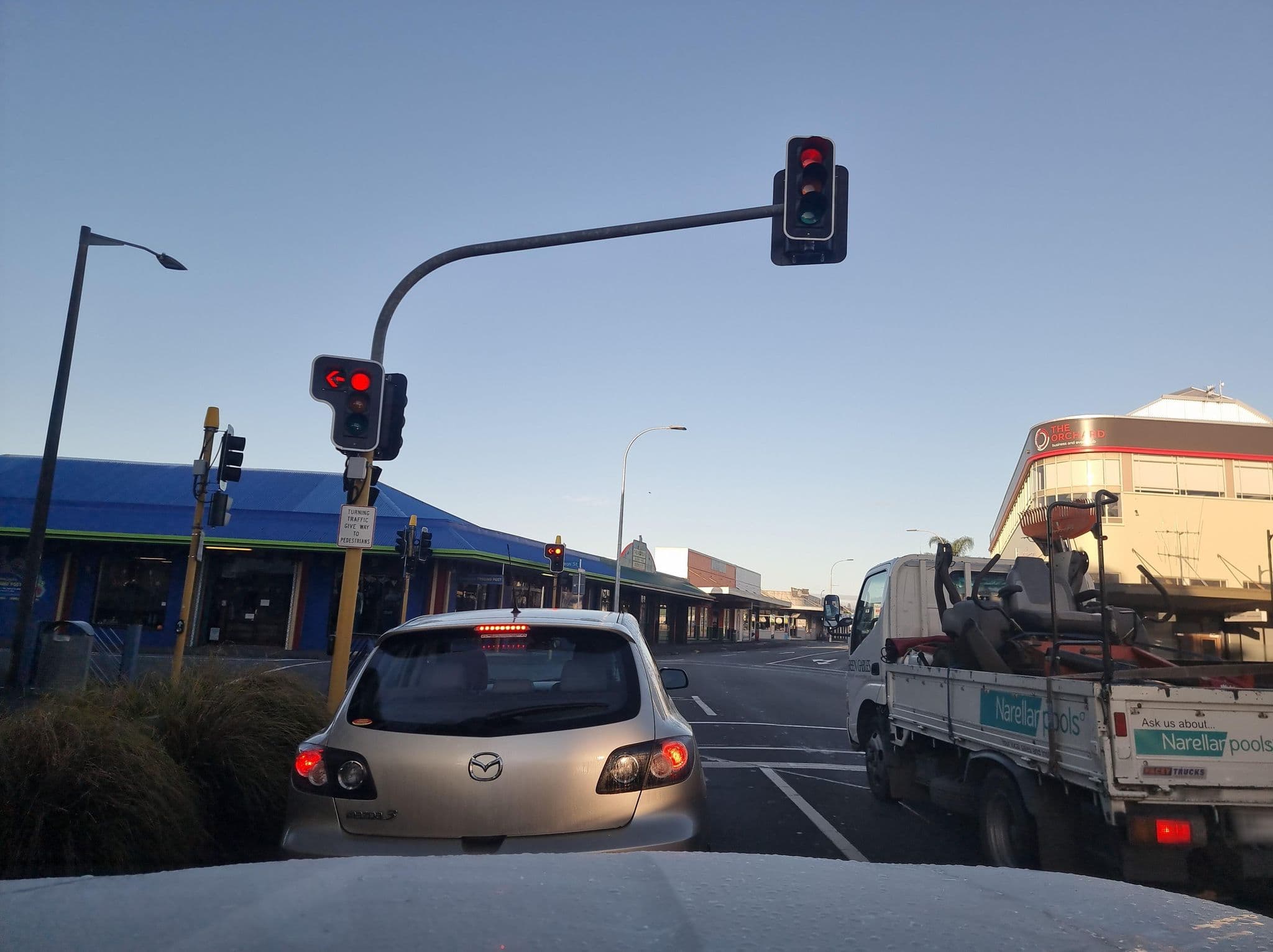Street view near Hotel Custody, Whangarei — © timwardWDC (CC BY-SA · Mapillary)
