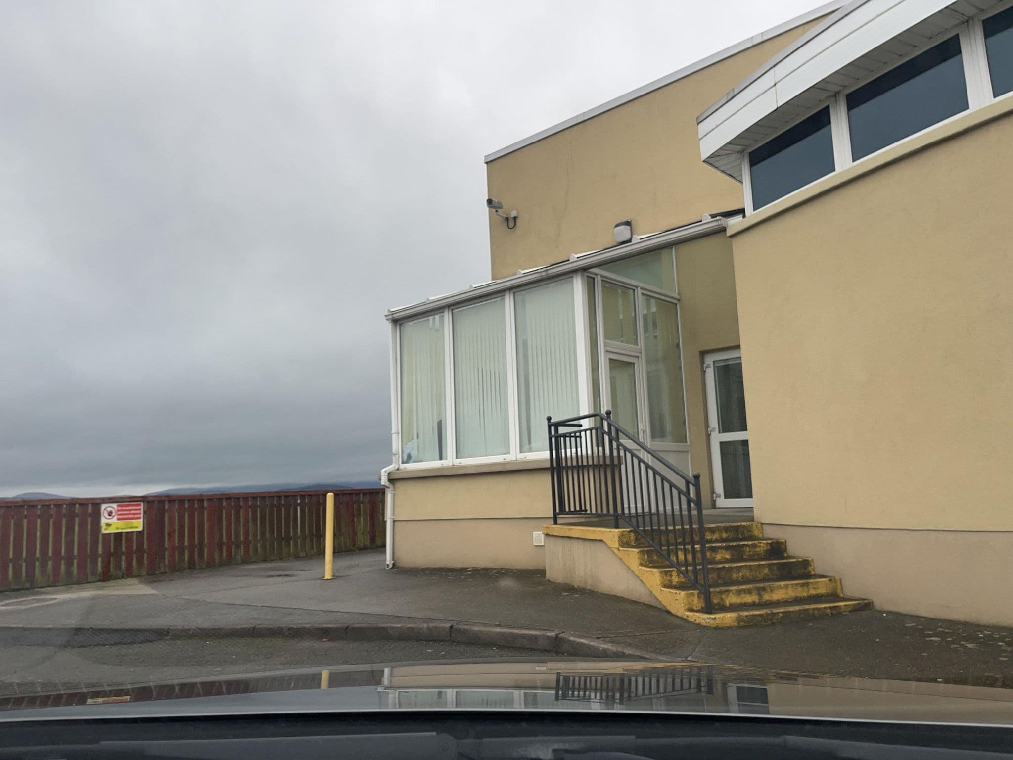 Street view near Inishowen Gateway Hotel, Buncrana — © noelb (CC BY-SA · Mapillary)