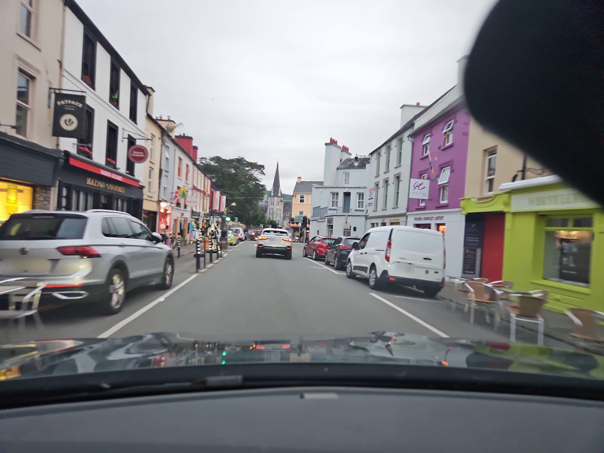 Street view near Coachmans Townhouse Hotel, Kenmare — © toho (CC BY-SA · Mapillary)