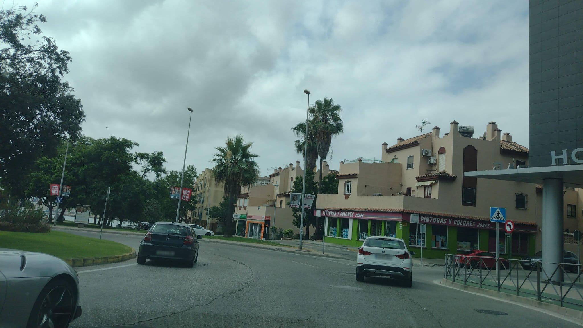 Street view near Suittes Hotel, Algeciras — © thetornado76 (CC BY-SA · Mapillary)