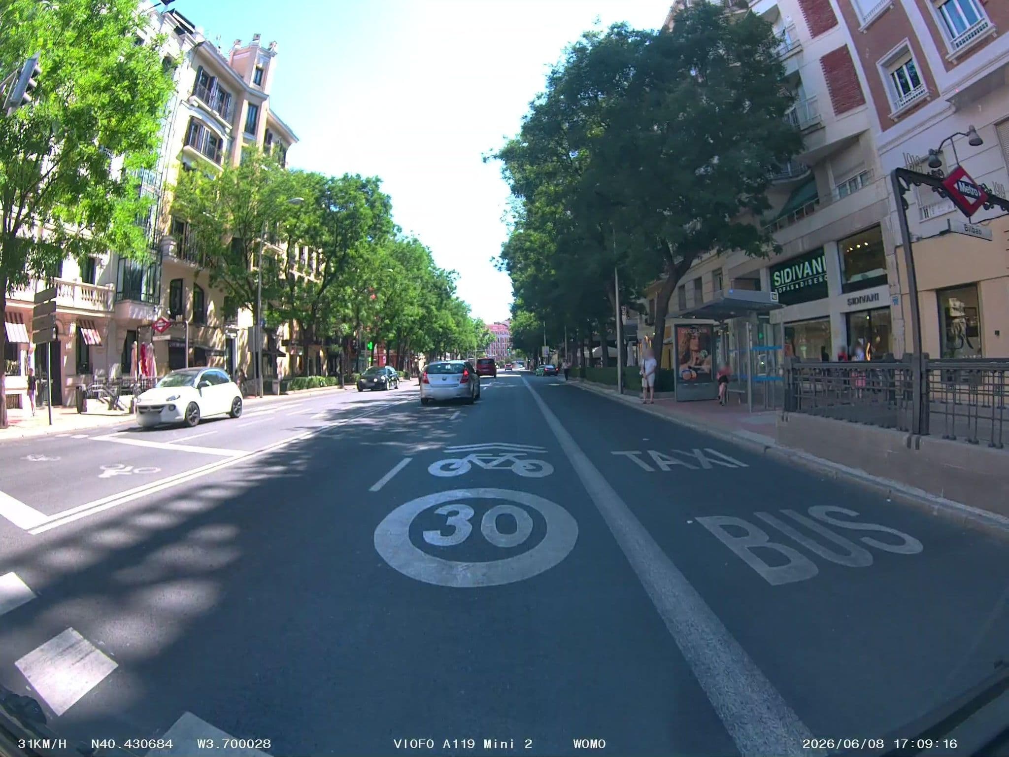 Street view near Hotel One Shot Luchana, Trafalgar — © soulcover (CC BY-SA · Mapillary)