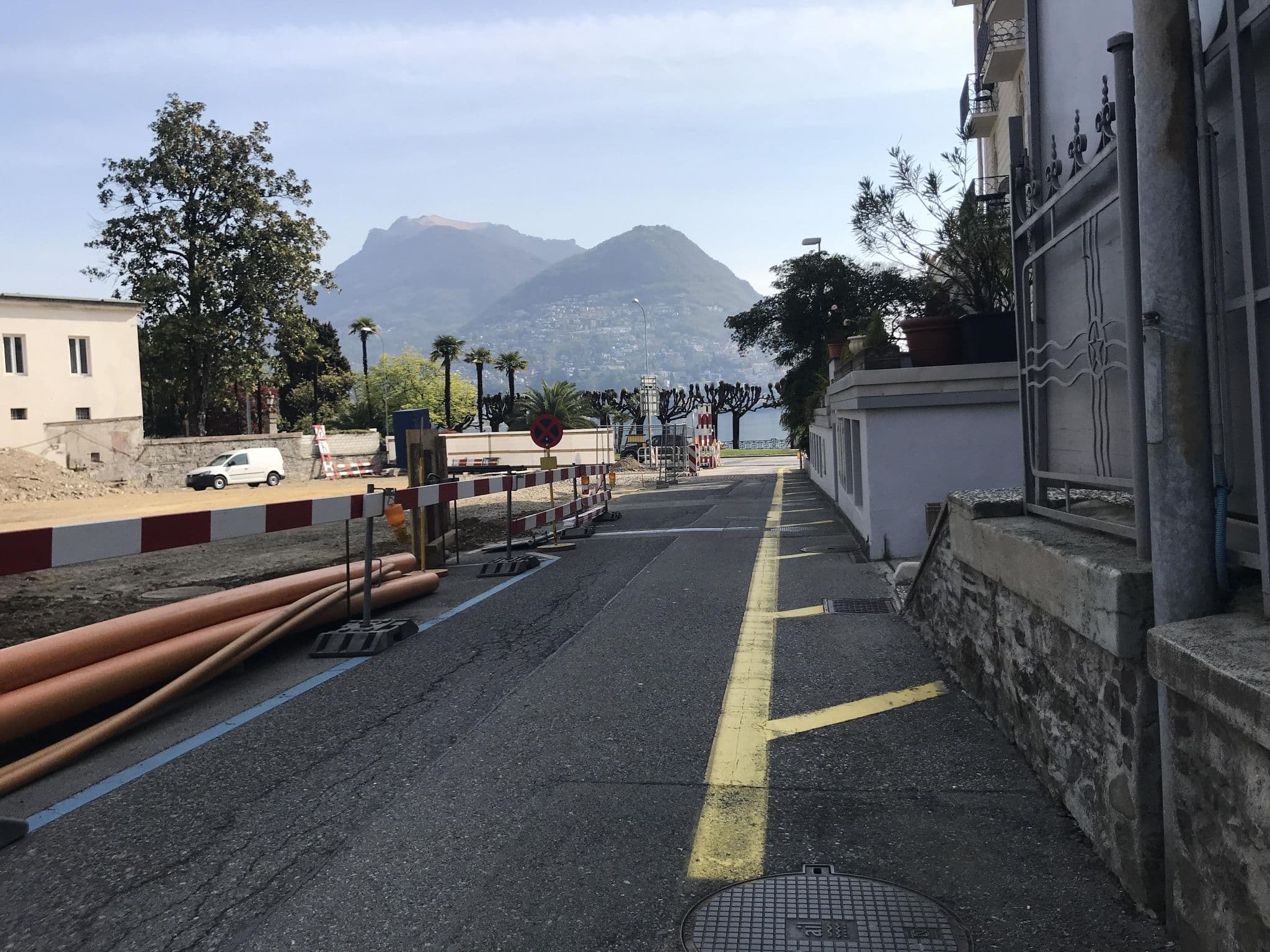 Street view near Hotel Bellevue au Lac, Sorengo — © miguel_andrade (CC BY-SA · Mapillary)