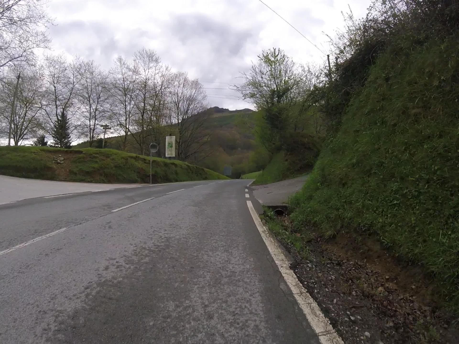 Street view near Lizuniaga, Bera — © mikelo (CC BY-SA · Mapillary)