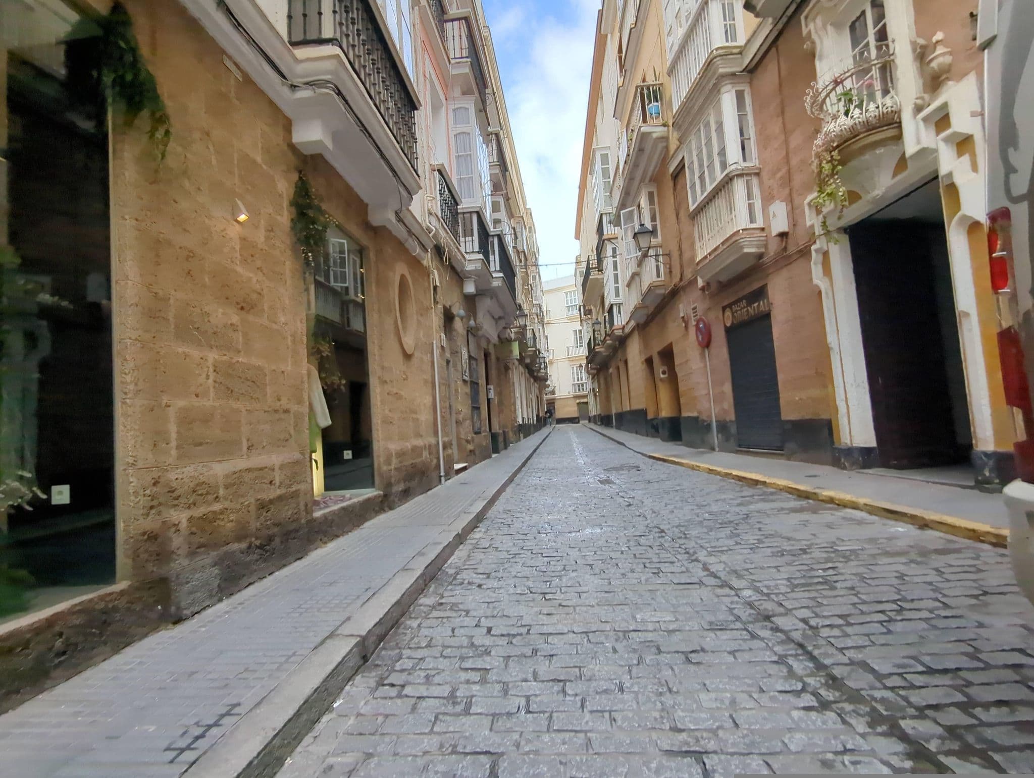 Street view near Boutique Hotel Casa Cánovas, Cadiz — © miguel_andrade (CC BY-SA · Mapillary)