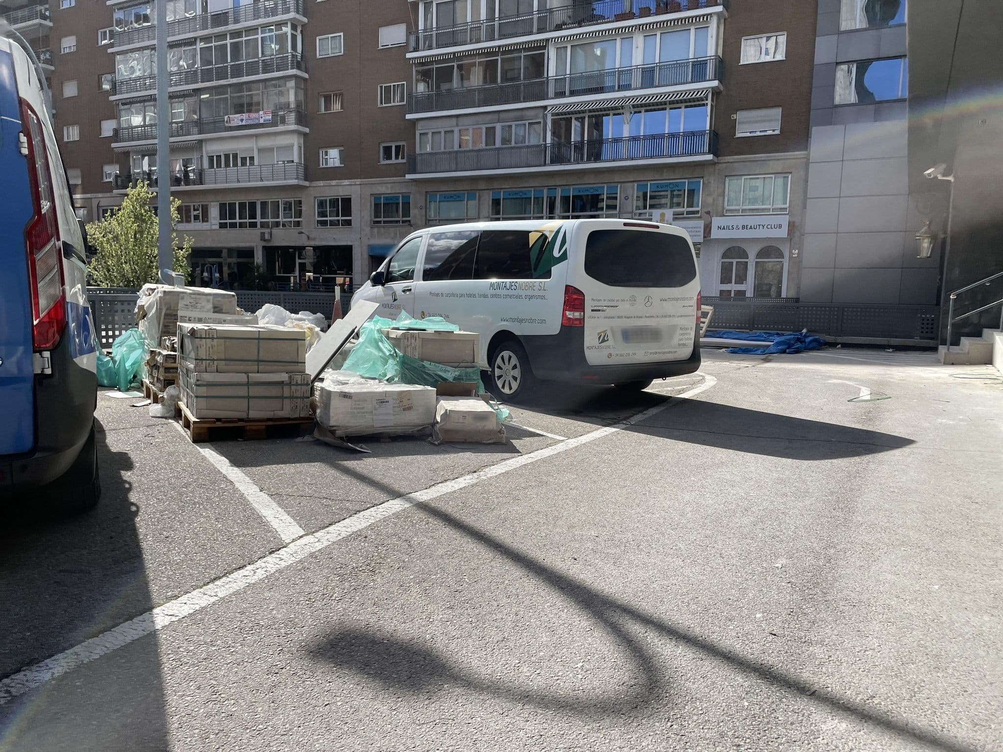 Street view near The Westin Madrid Cuzco, Castillejos — © seraq (CC BY-SA · Mapillary)