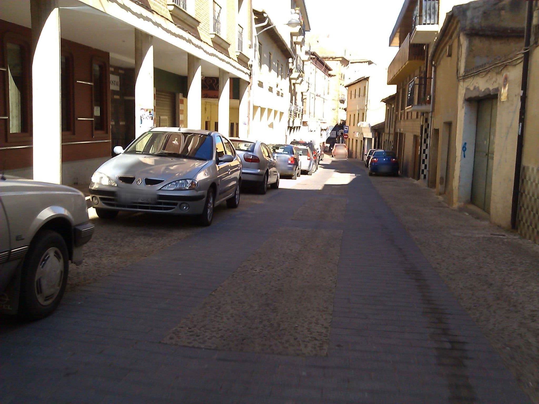 Street view near Hostal Escarcha, Sahagún — © changchun1 (CC BY-SA · Mapillary)