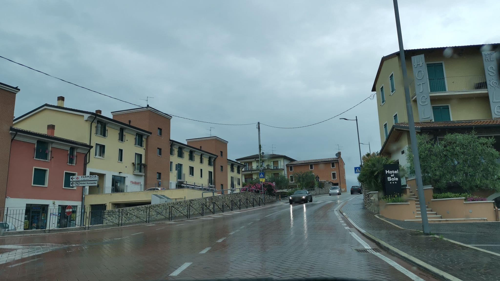Street view near Hotel al Sole - ENJOY HOLIDAY, Cavajon Veronese — © plexi32 (CC BY-SA · Mapillary)
