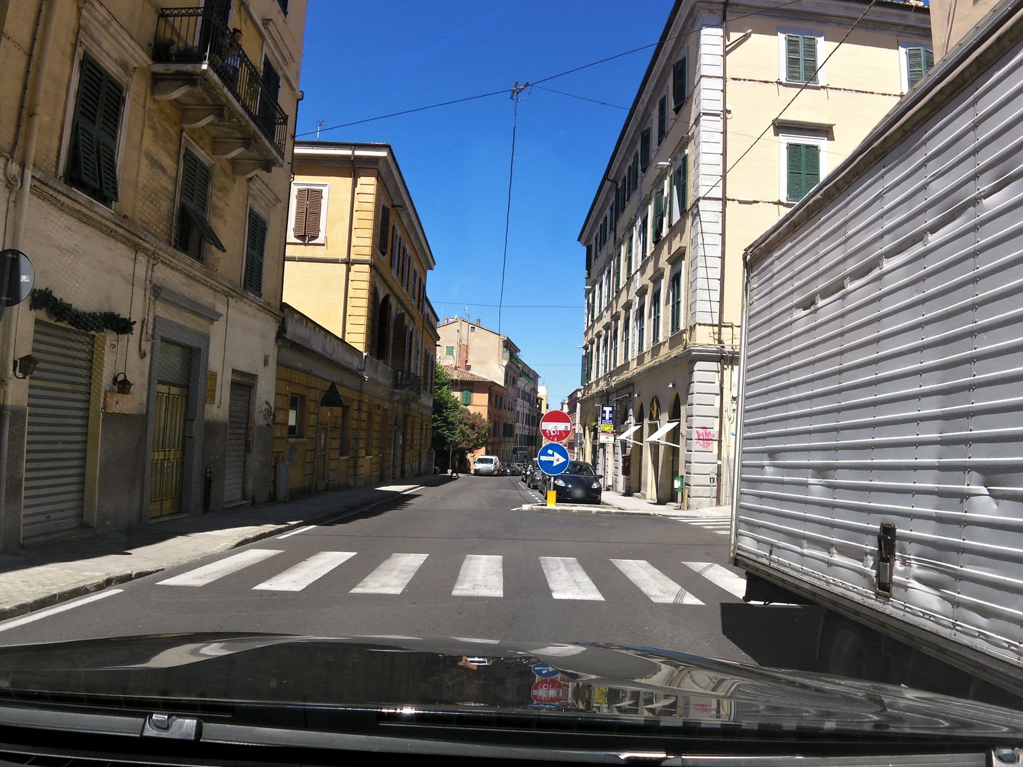 Street view near The City Hotel Ancona, Ancona — © czmrtn (CC BY-SA · Mapillary)