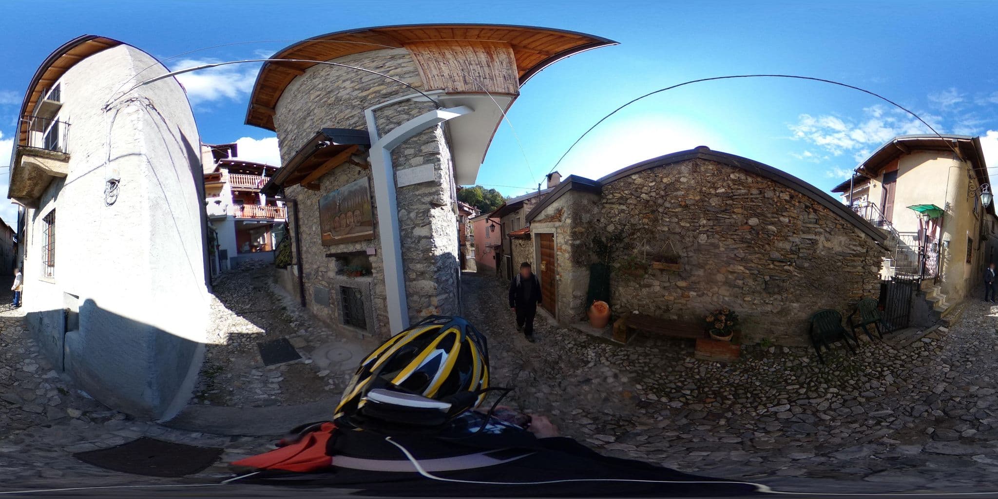Street view near B&B LA CORTE DEL POETA, Casalzuigno — © kaitu (CC BY-SA · Mapillary)