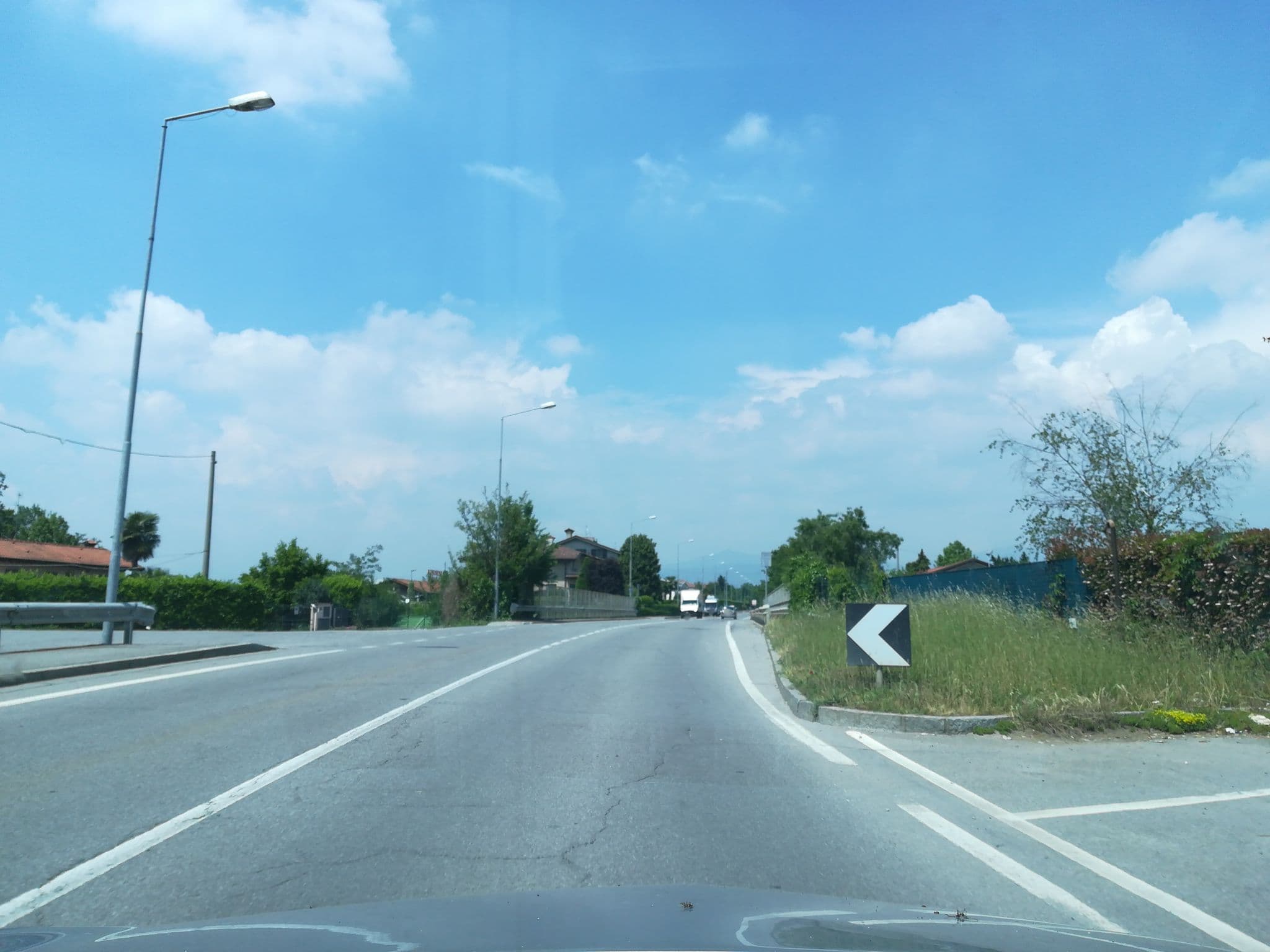 Street view near Hotel Ristorante Ponte Autostrada, Grassobbio — © renaultgt (CC BY-SA · Mapillary)