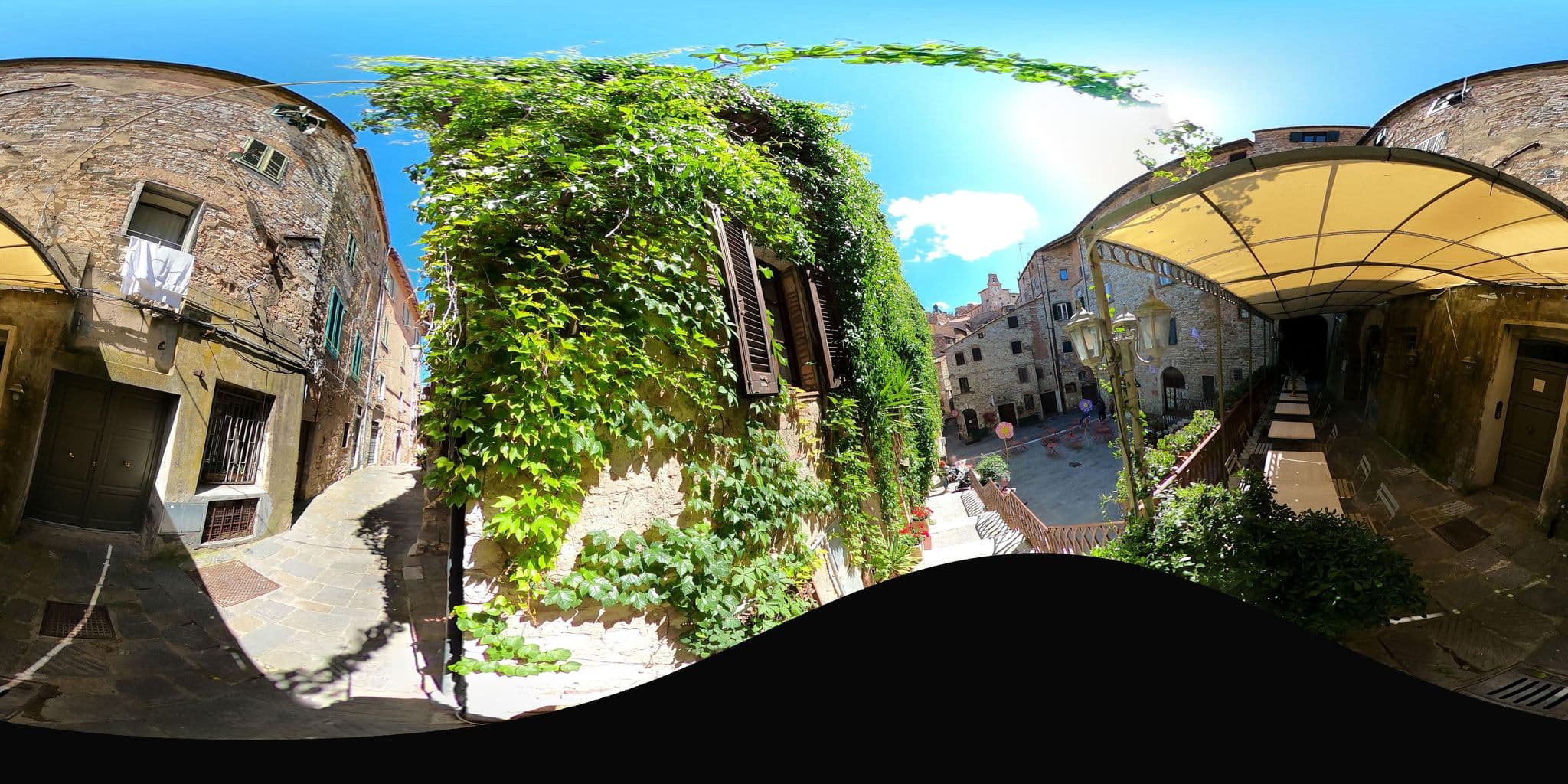 Street view near La Piazzetta Toscana B&B, Campiglia Marittima — © momix (CC BY-SA · Mapillary)