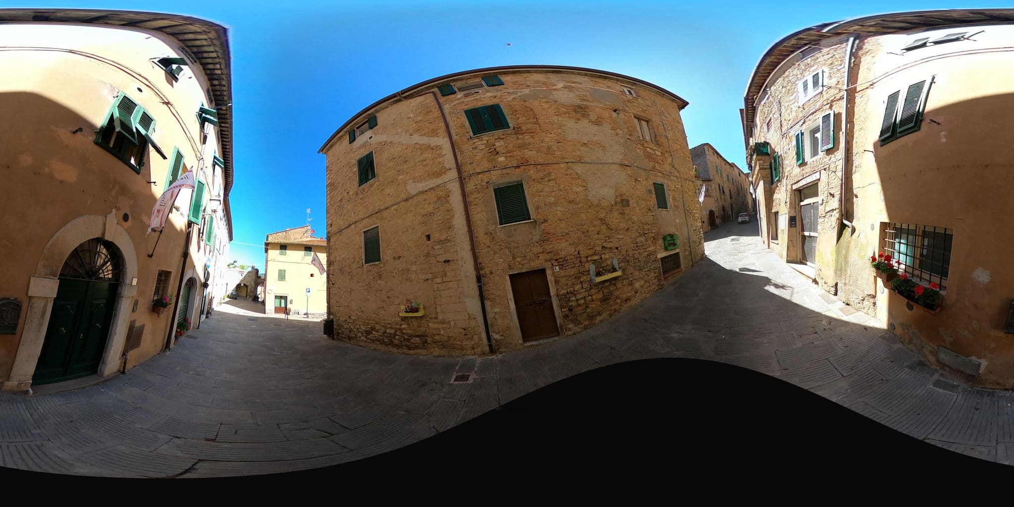 Street view near Olioealloronelborgo, Campiglia Marittima — © momix (CC BY-SA · Mapillary)