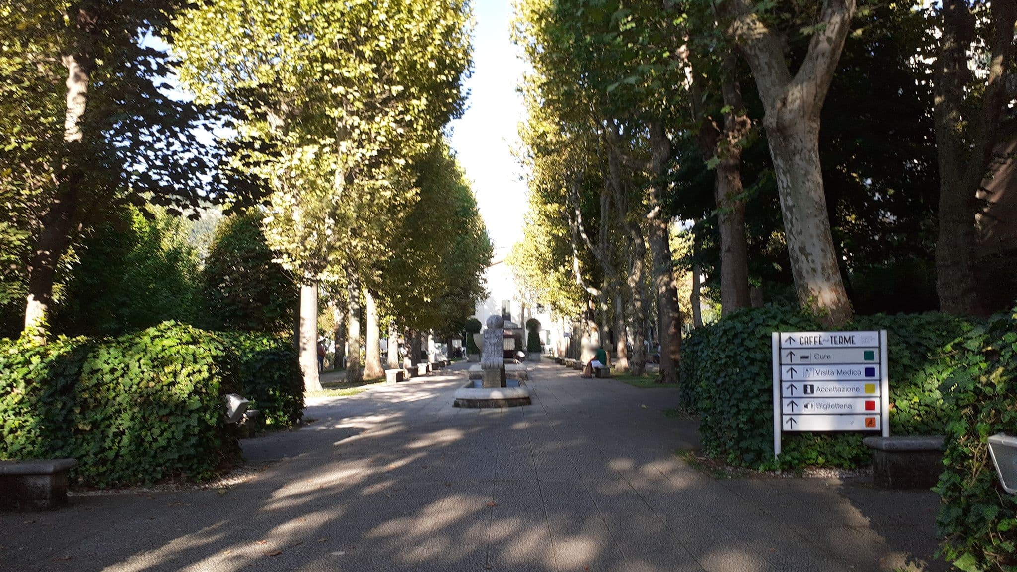 Street view near Hotel Pescofalcone, Caramanico Terme — © agliatav (CC BY-SA · Mapillary)