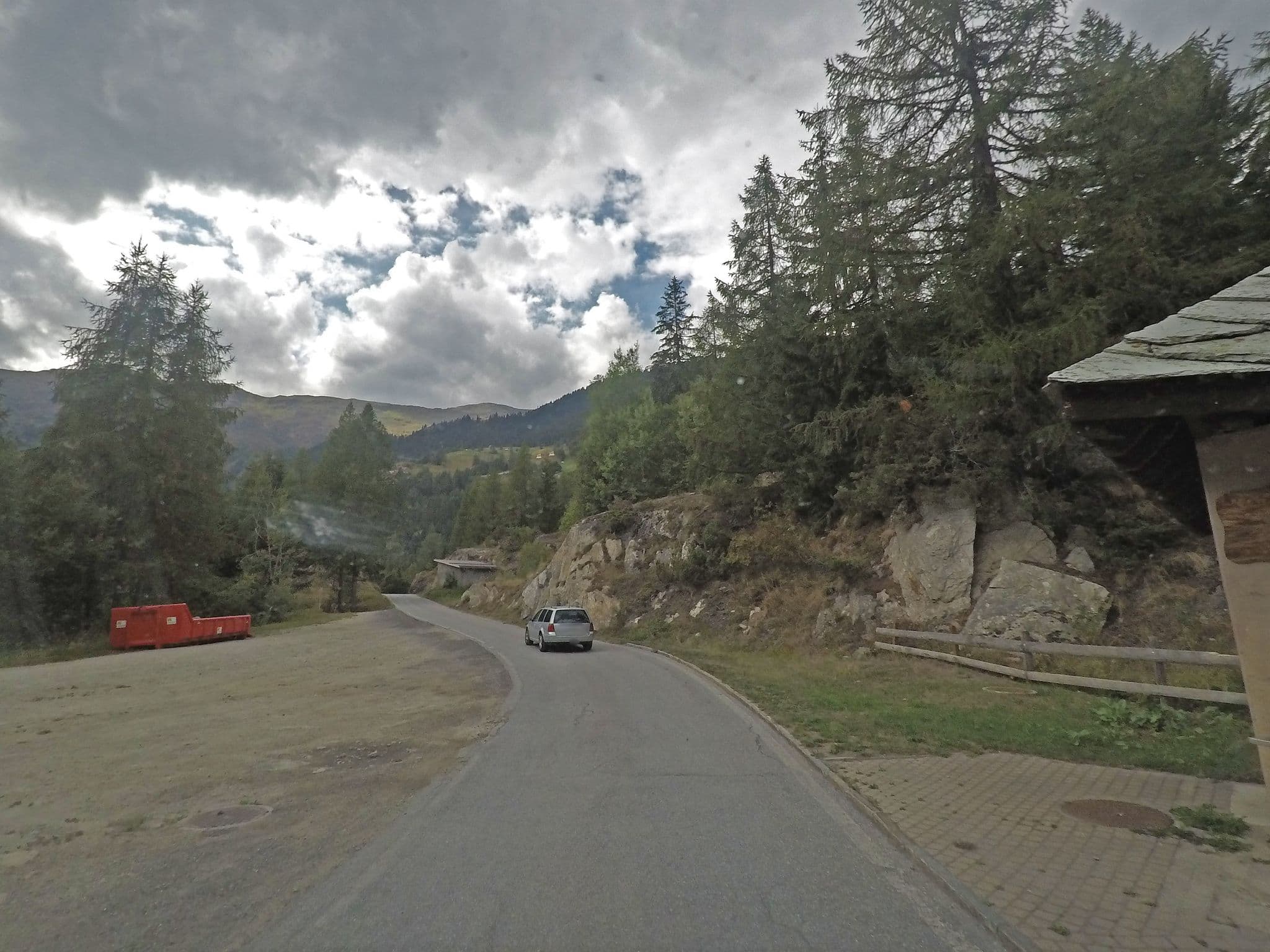 Street view near Rastplatz "Stalden", Naters — © canadarunner (CC BY-SA · Mapillary)