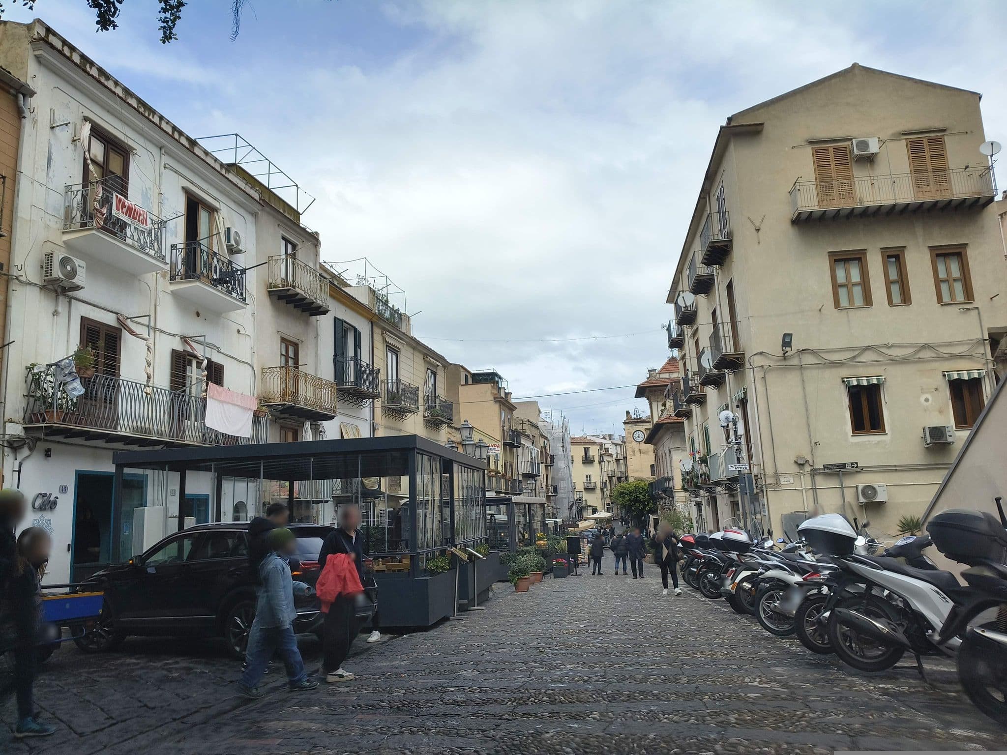 Street view near AWA Cefalù, Cefalù — © kk4269302 (CC BY-SA · Mapillary)