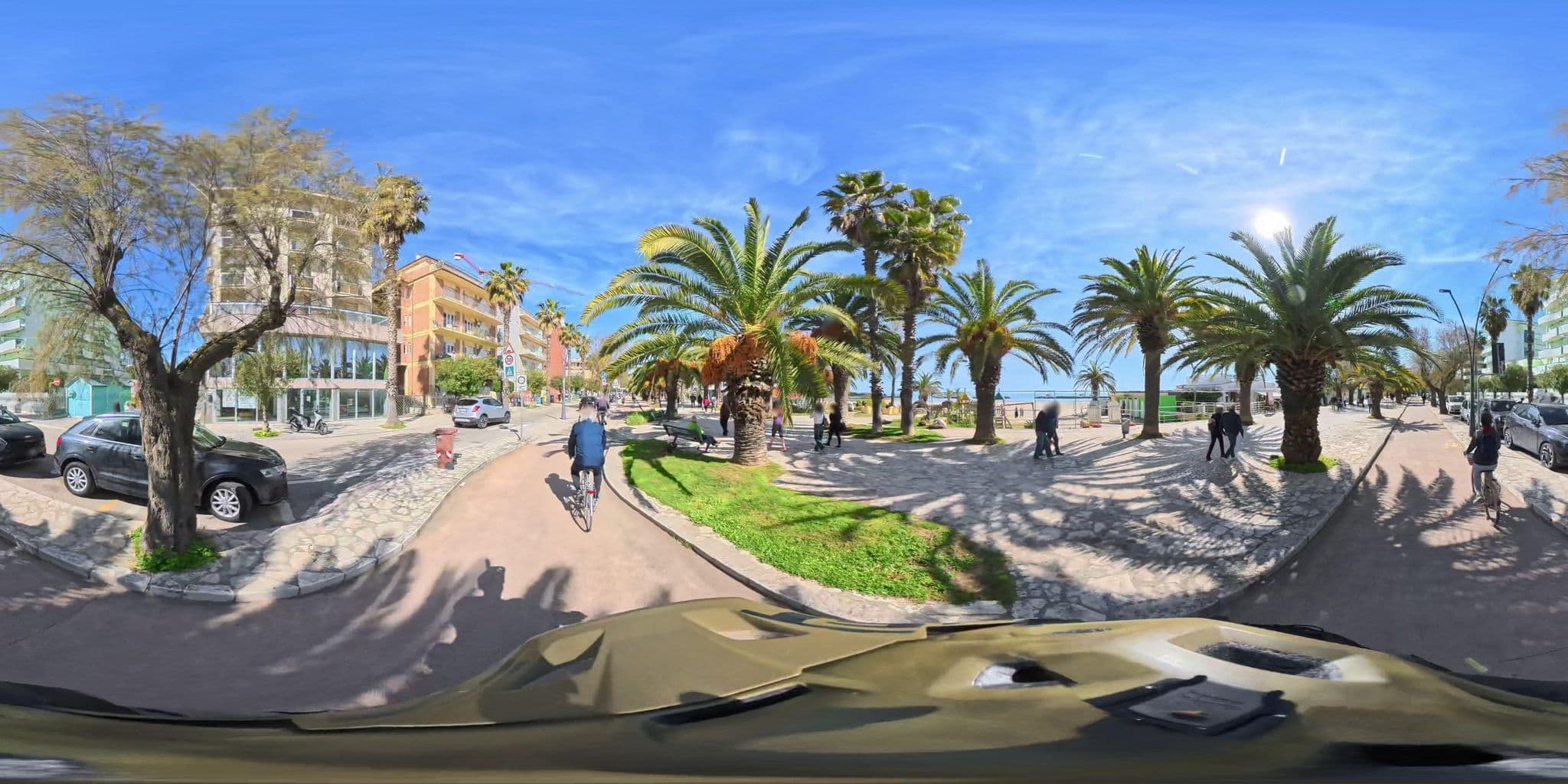 Street view near Hotel San Benedetto del Tronto - Albergo Soraya, Martinsicuro — © maloss34 (CC BY-SA · Mapillary)