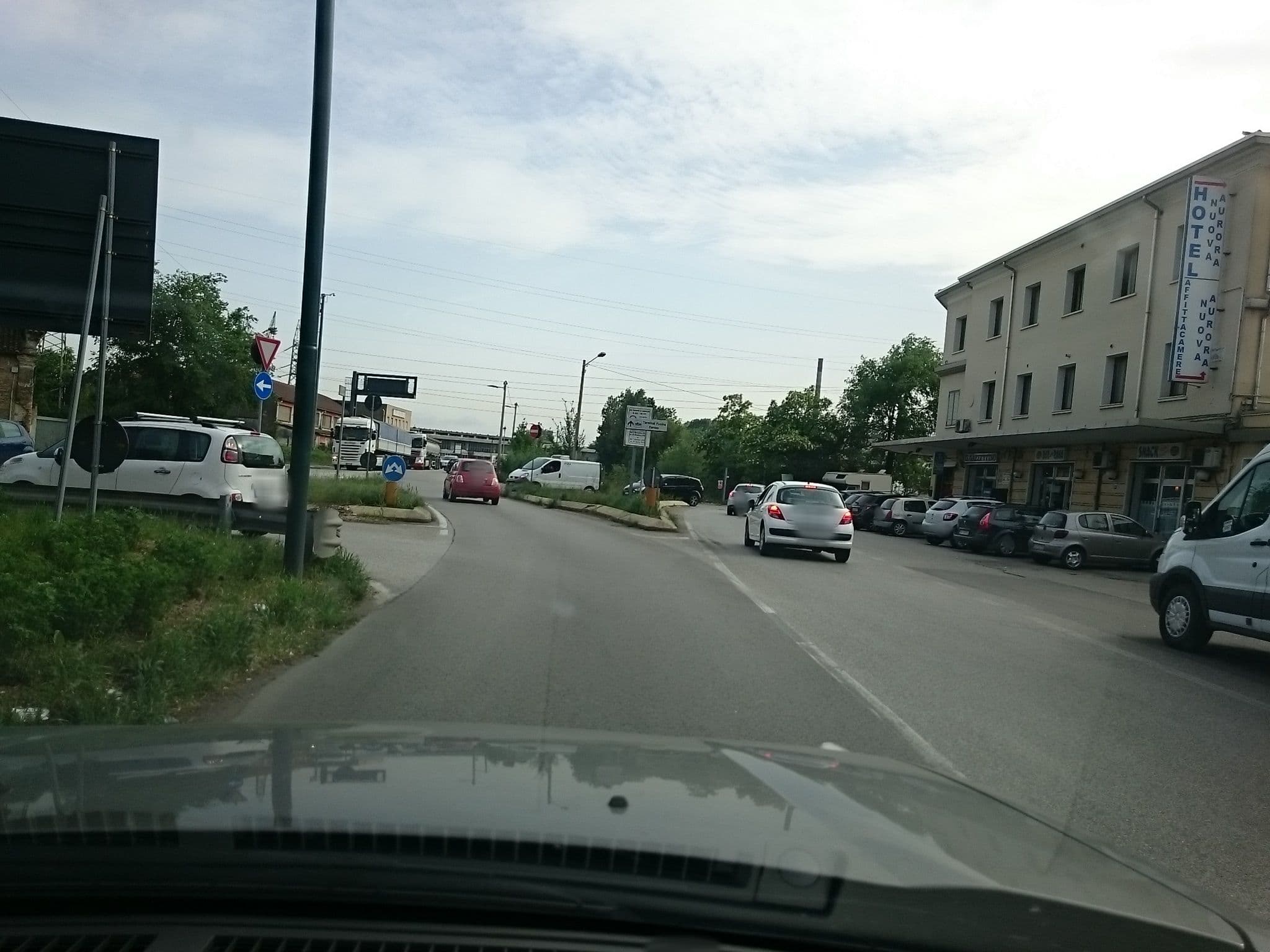 Street view near Albergo Nuova Aurora, Marghera — © voschix (CC BY-SA · Mapillary)