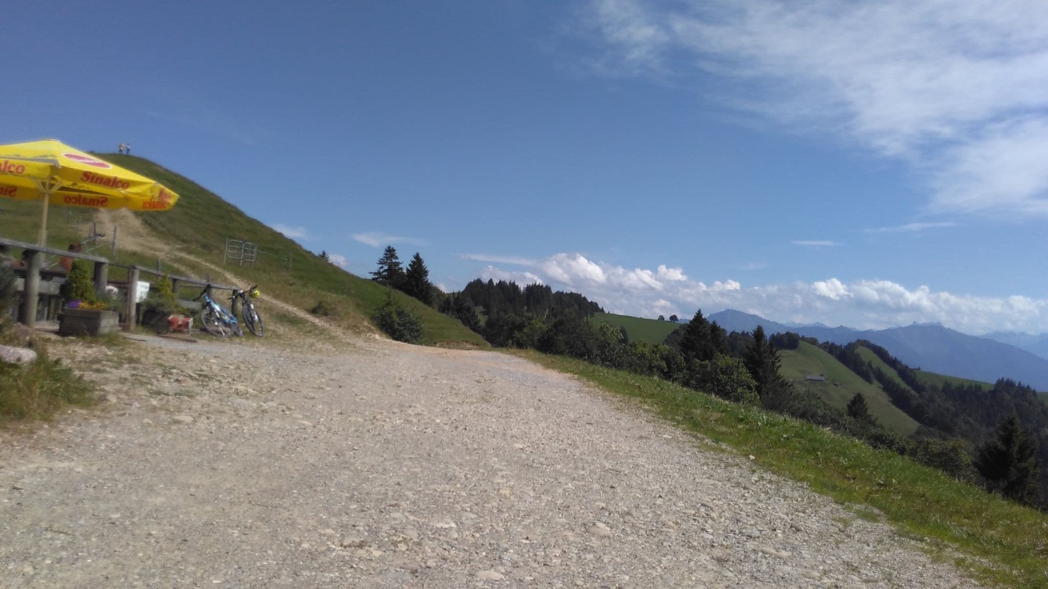 Street view near Berggasthaus Chrüzegg, Wattwil — © lto (CC BY-SA · Mapillary)